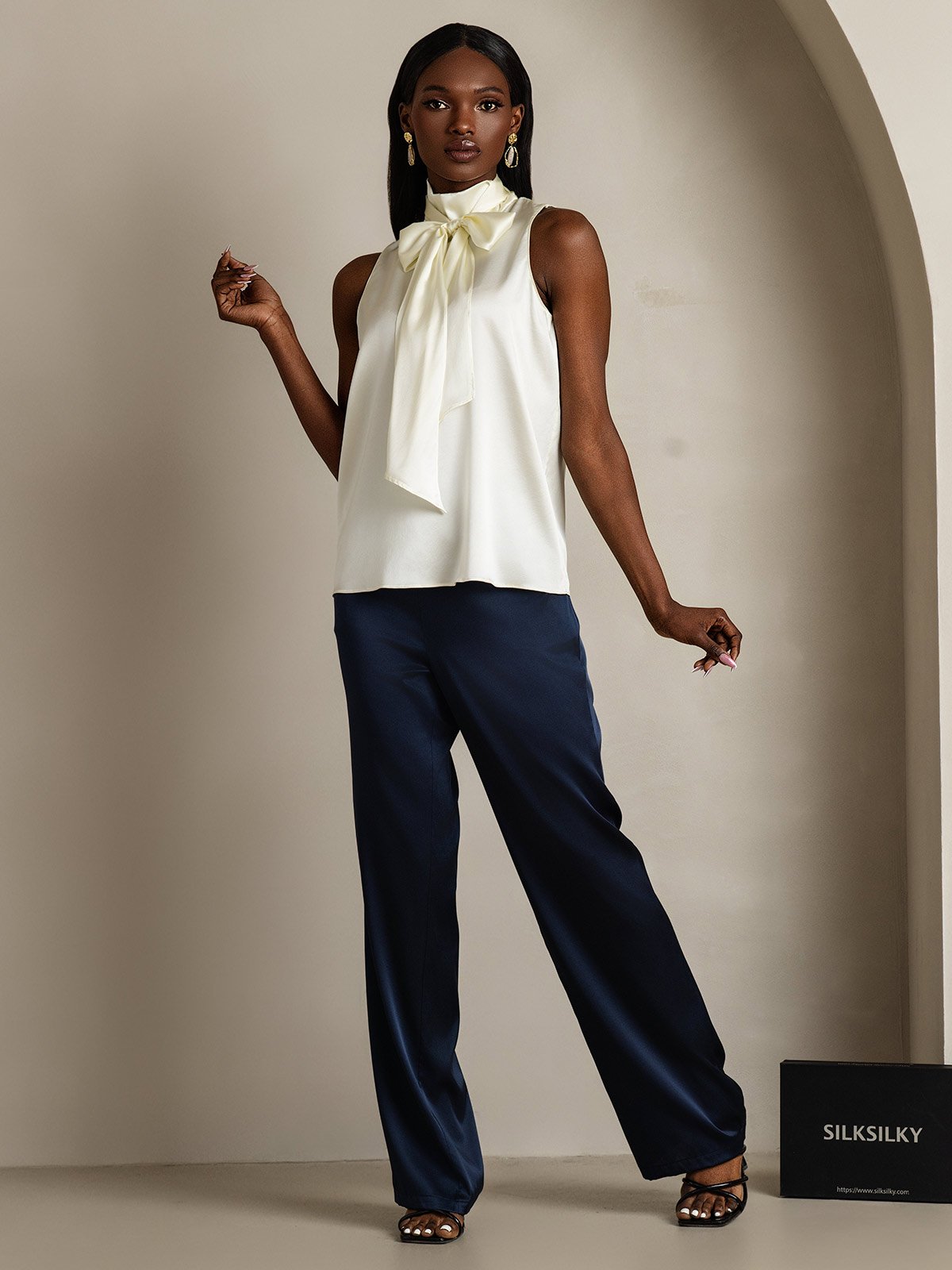 [Ivory] SilkSilky-CA 19Momme Stretch Silk Charmeuse Sleeveless High Neck Blouse 007