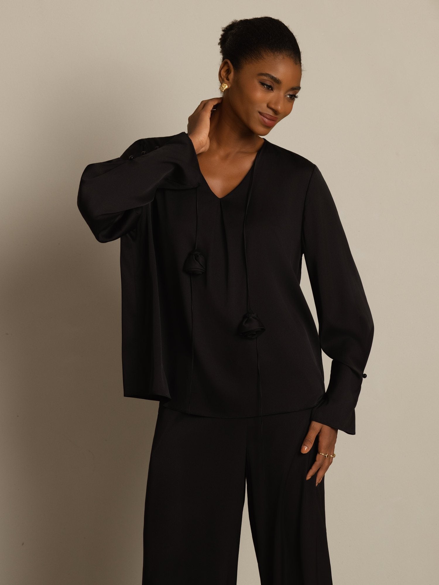 [Black] SilkSilky-CA 19Momme Stretch Silk Double Georgette Long Sleeve V Neck Blouse 004