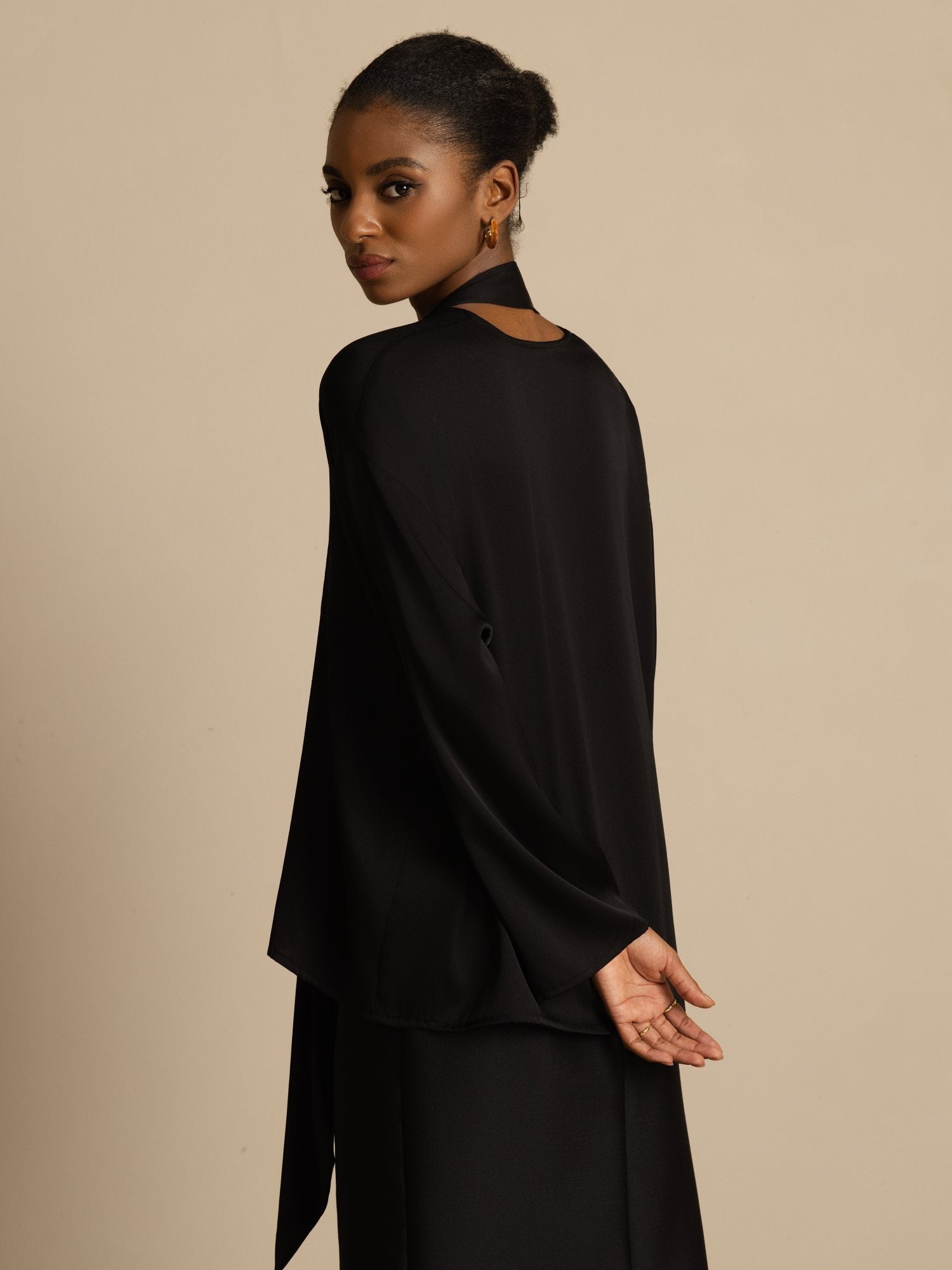 [Black] SilkSilky-CA 19Momme Stretch Silk Double Georgette Long Sleeve V Neck Blouse 002