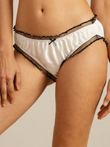 [White] SilkSilky-CA Panty 004