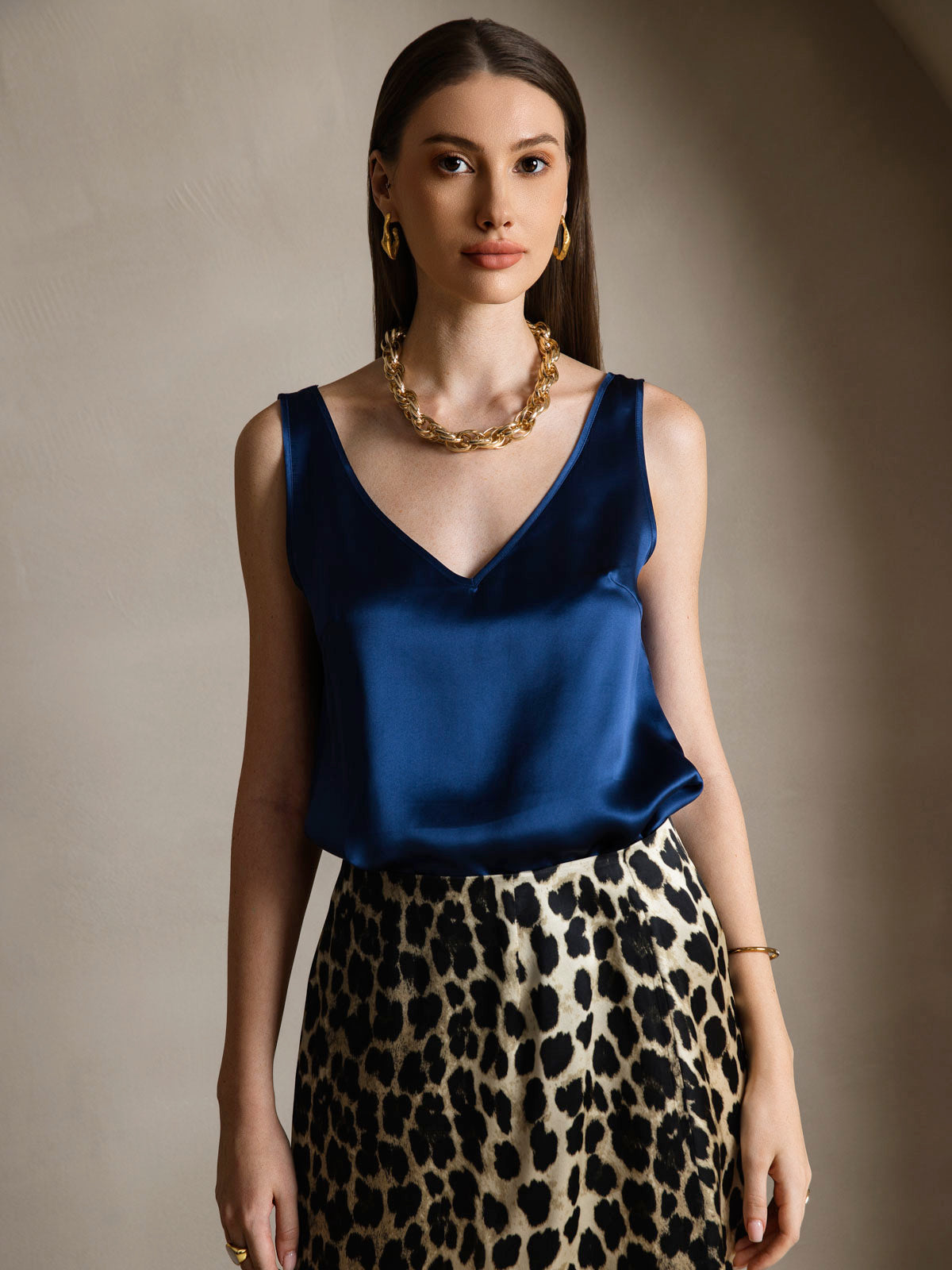 [Dark Blue] SilkSilky-CA 19Momme Silk V Neck Camisole 004