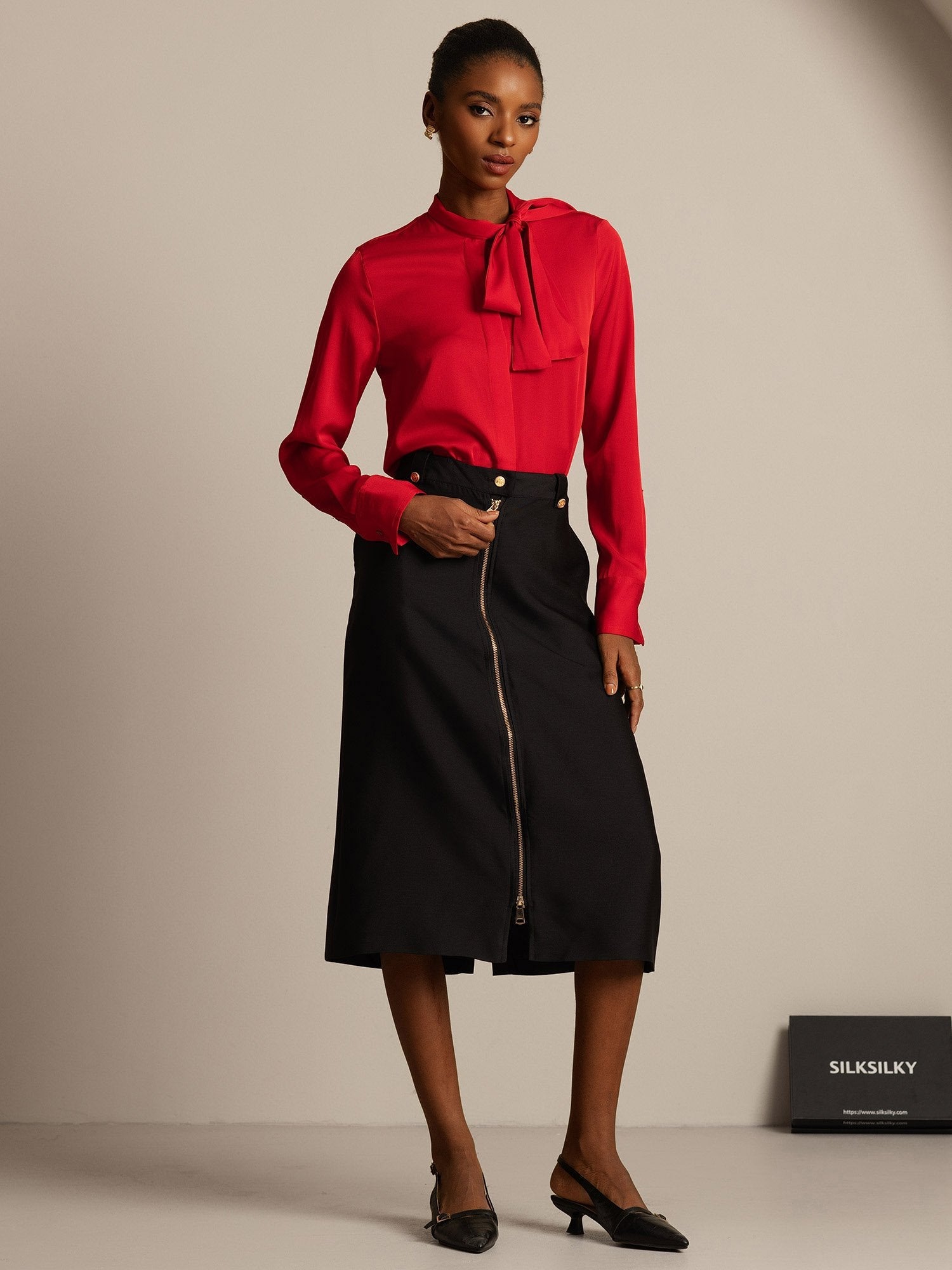 [Black] SilkSilky-CA 32Momme Silk-Wool Blend Split Skirt 006,