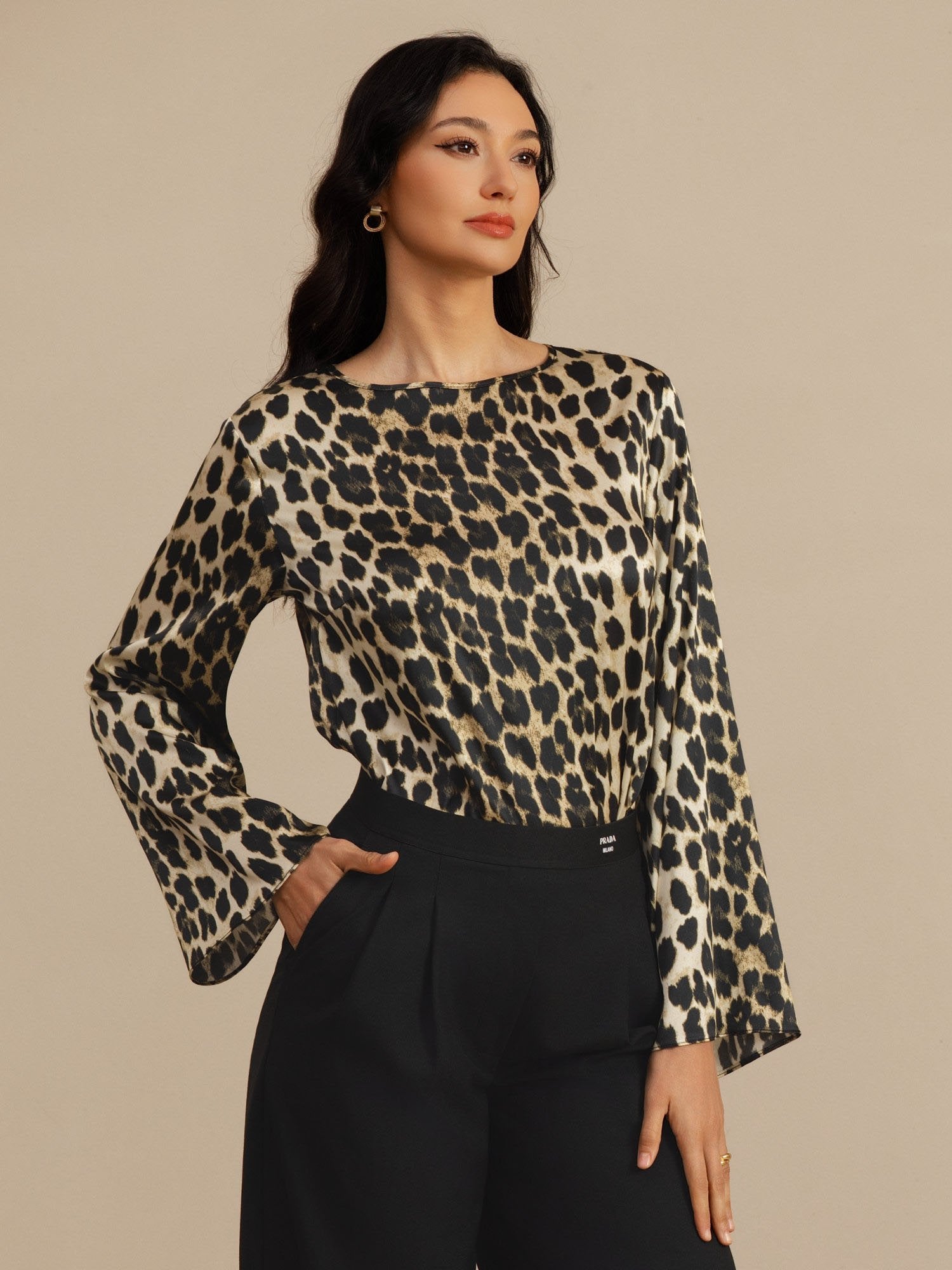 [Leopard] SilkSilky-CA 19Momme Stretch Silk Charmeuse Long Sleeve Boat Neck Blouse 001