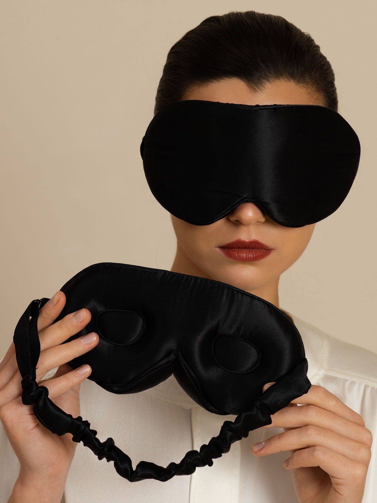 [Black] SilkSilky-CA 22Momme Eye Mask 001
