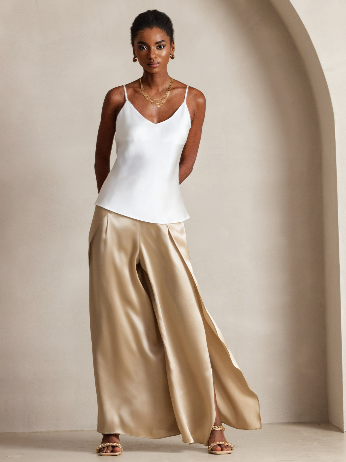 [White] SilkSilky-CA Spaghetti Strap V Neck Camisole 001