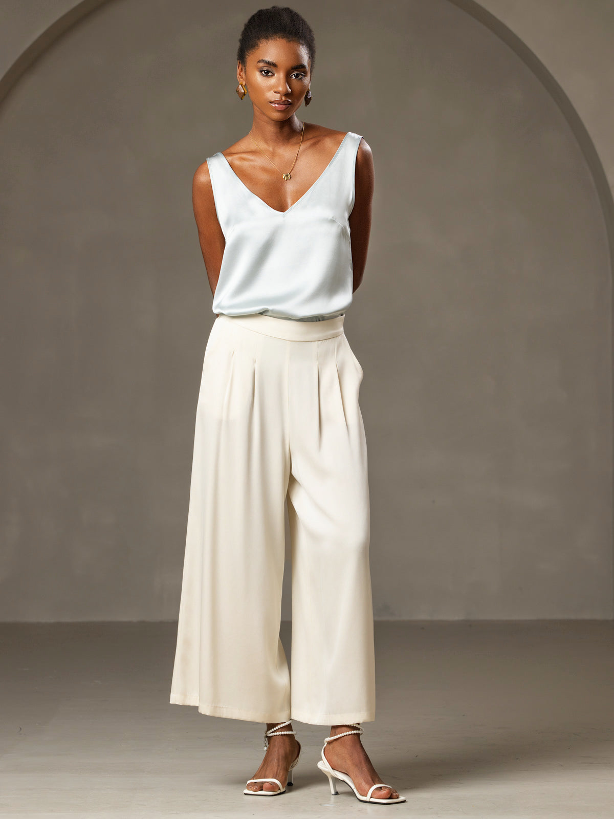 [Light Blue] SilkSilky-CA 19Momme Silk V Neck Camisole 008