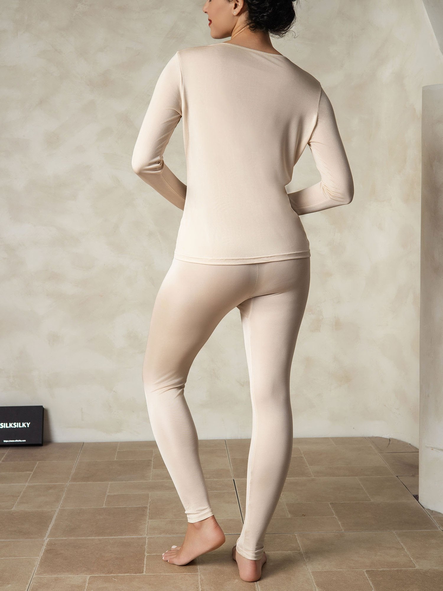 [Tan] SilkSilky-CA Silk Knitted Round Neck Women's Pajamas 002