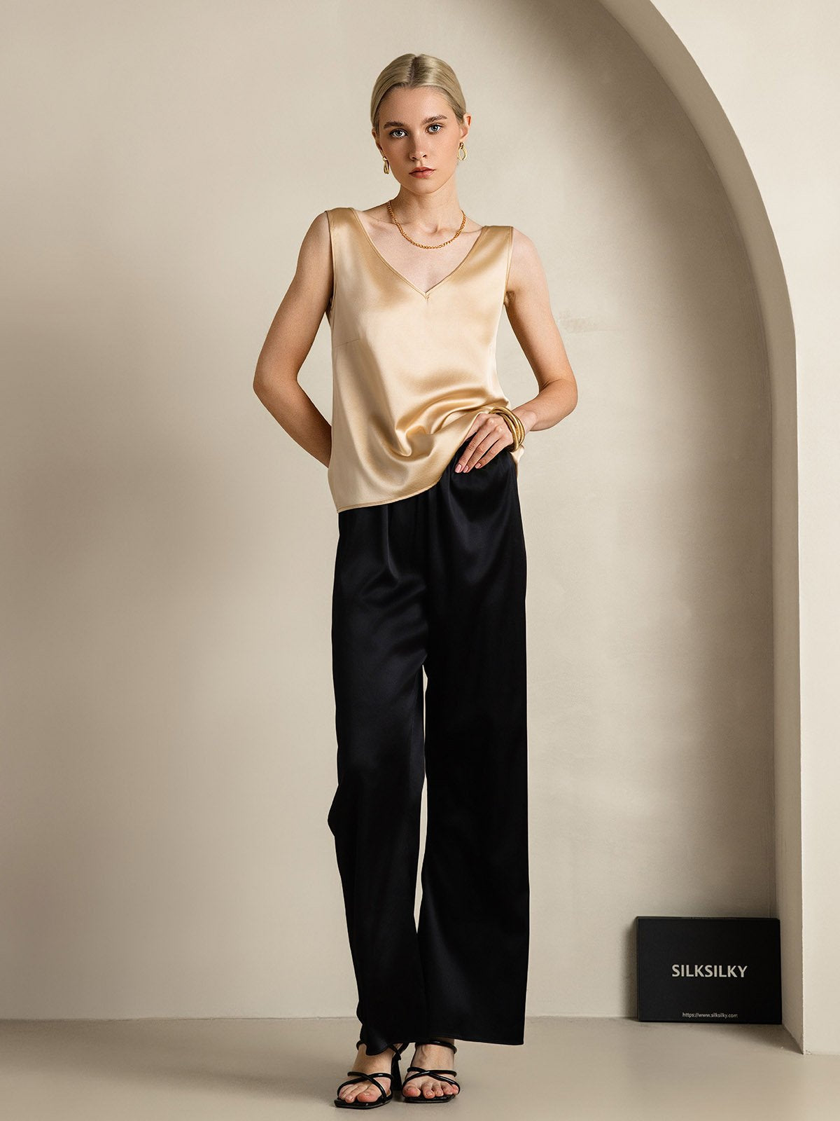 [Champagne] SilkSilky-CA 19Momme Silk V Neck Camisole 007