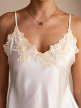 [White] SilkSilky-CA Spaghetti Strap V Neck Camisole 004