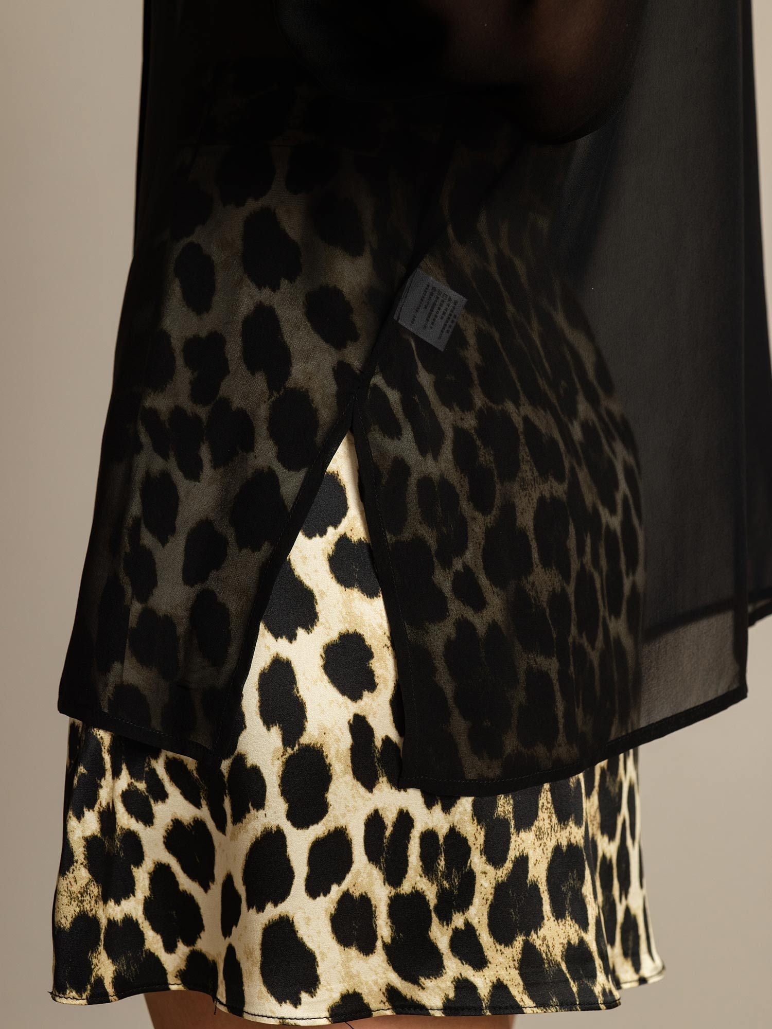 [Black] SilkSilky-CA Pure Silk Split Women's Shirt 005