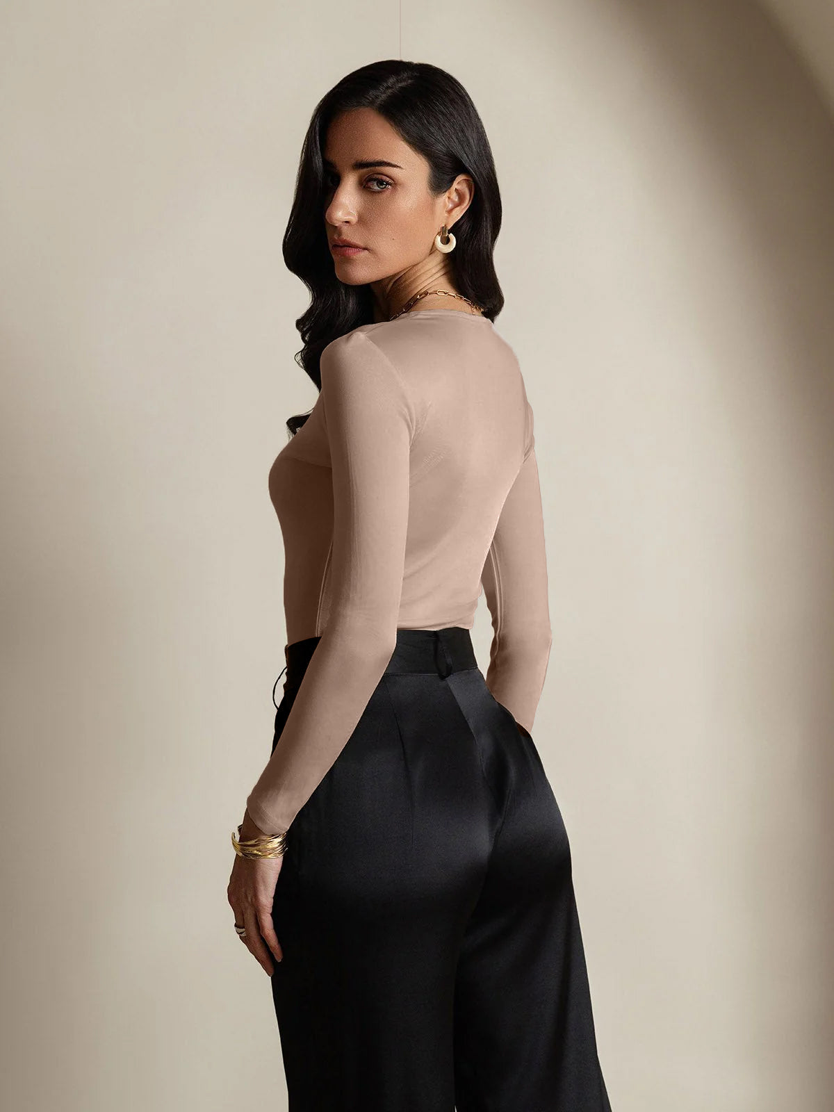 [Coffee] SilkSilky-CA Silk Round Neck Women's T-Shirt 002