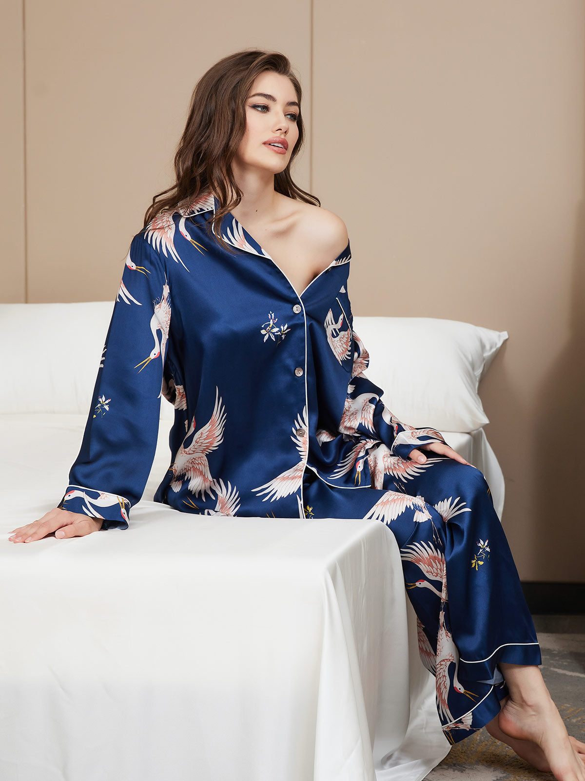 SilkSilky-CA 19Momme Pure Silk Long Sleeve Lapel Women's Pajamas DarkBlue 002