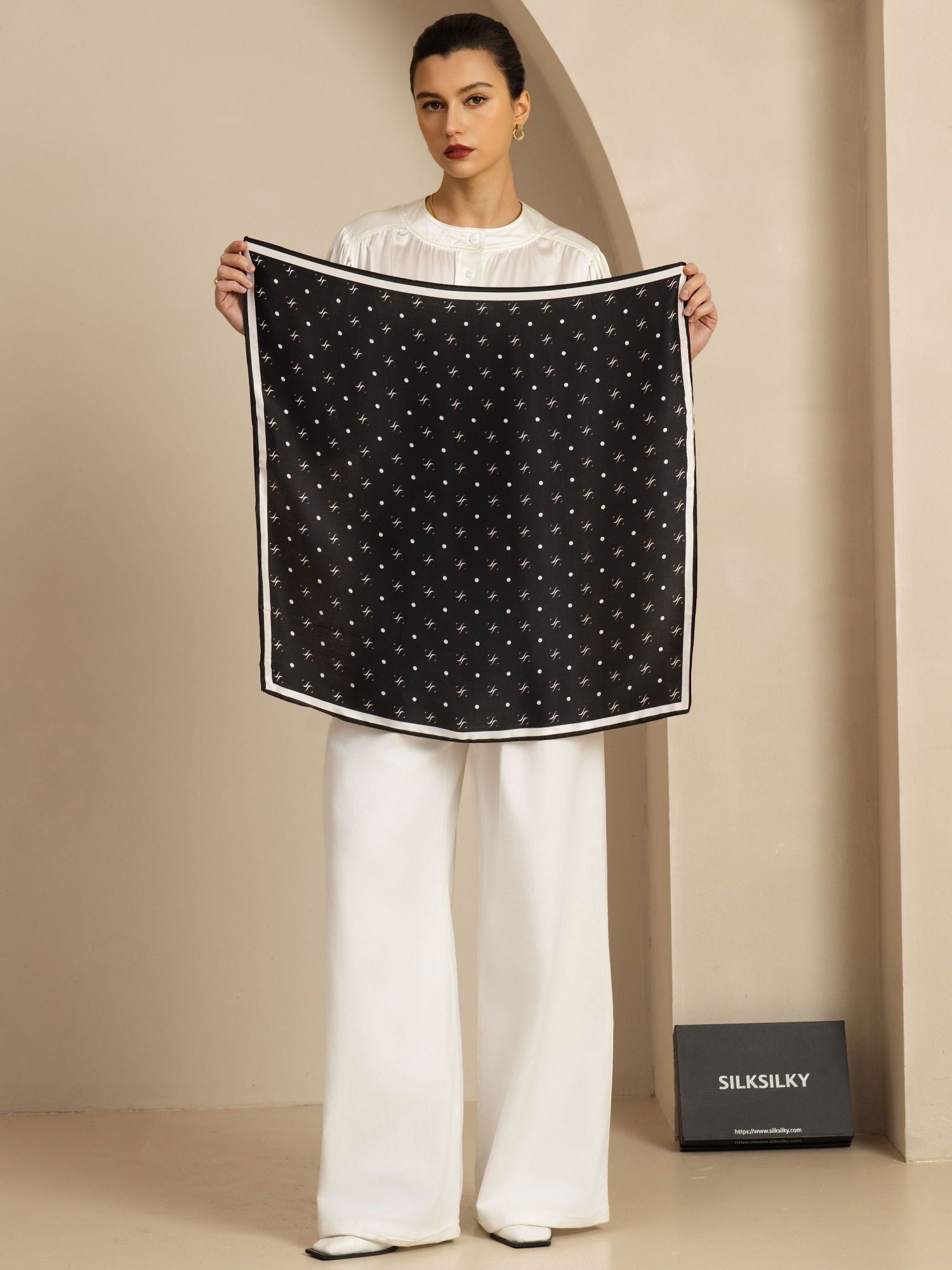 [P105] SilkSilky-CA Pure Silk Scarf 005