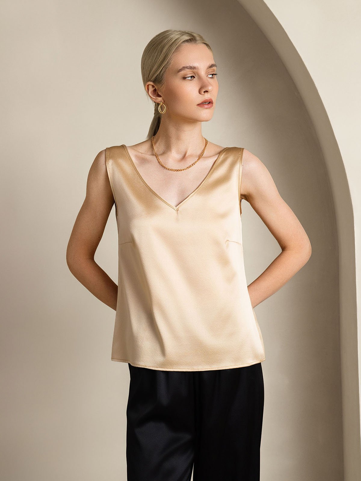 SilkSilky-CA 19Momme Silk V Neck Camisole Champagne 003