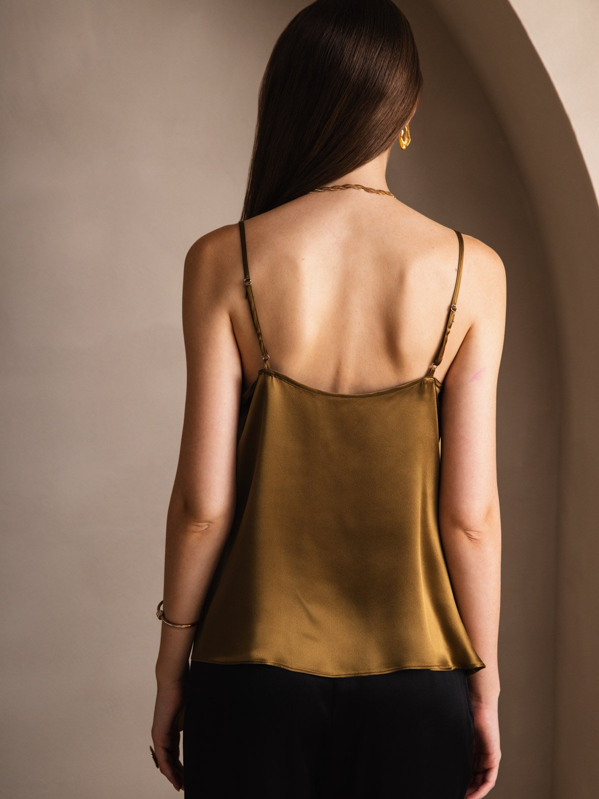 [Brown] SilkSilky-CA 19Momme Silk Cowl Neck Camisole 002