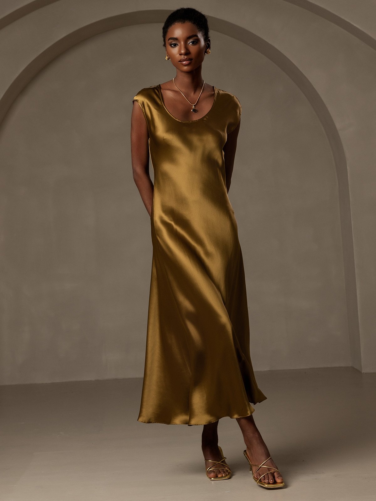 [Brown] SilkSilky-CA 19Momme Silk Cap Sleeve Round Neck Dress 007