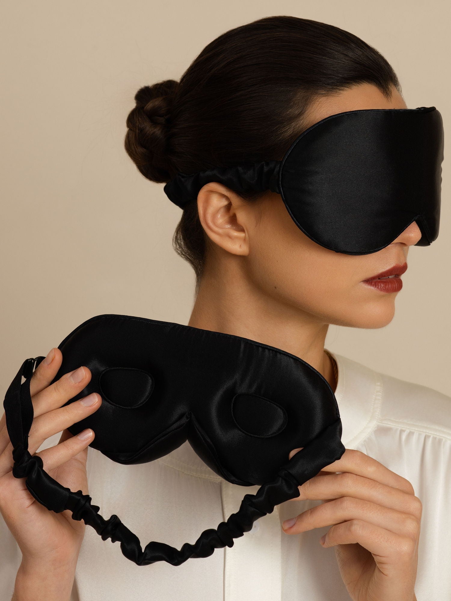 [Black] SilkSilky-CA 22Momme Eye Mask 003