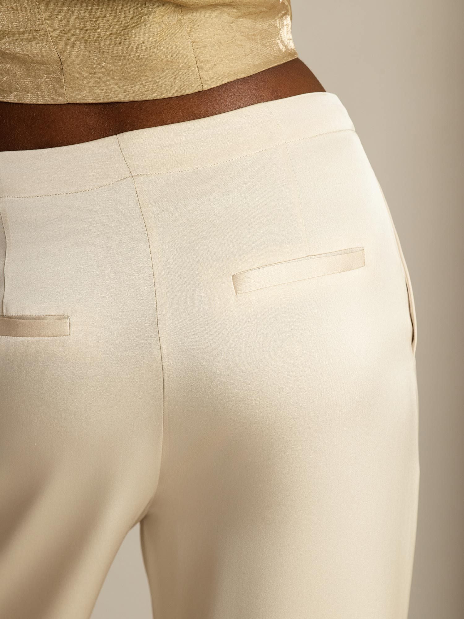 [Beige] SilkSilky-CA 19Momme Silk Womens Pants 005