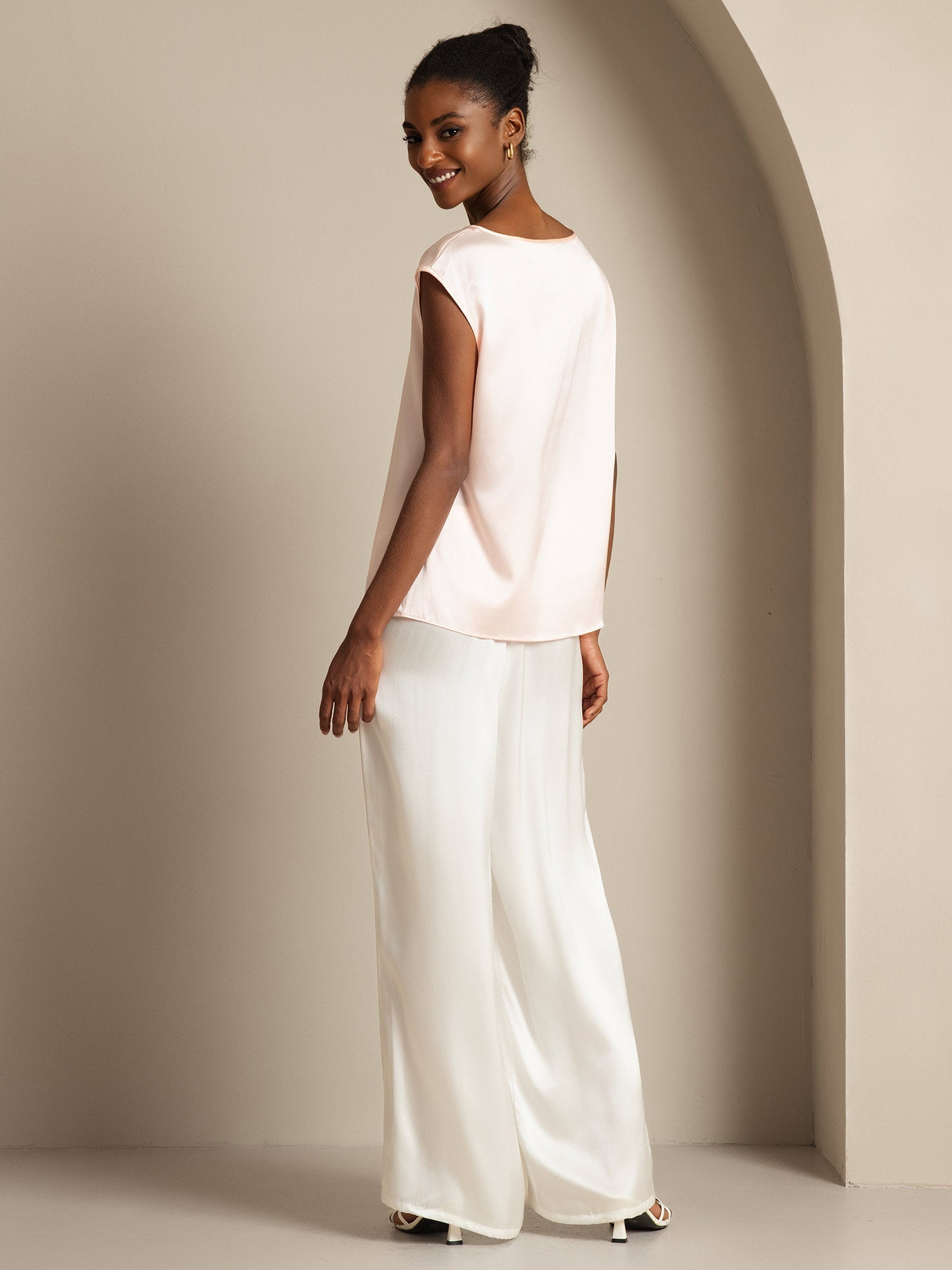 [Pink] SilkSilky-CA 19Momme Silk Round Neck Women's T-Shirt 002,