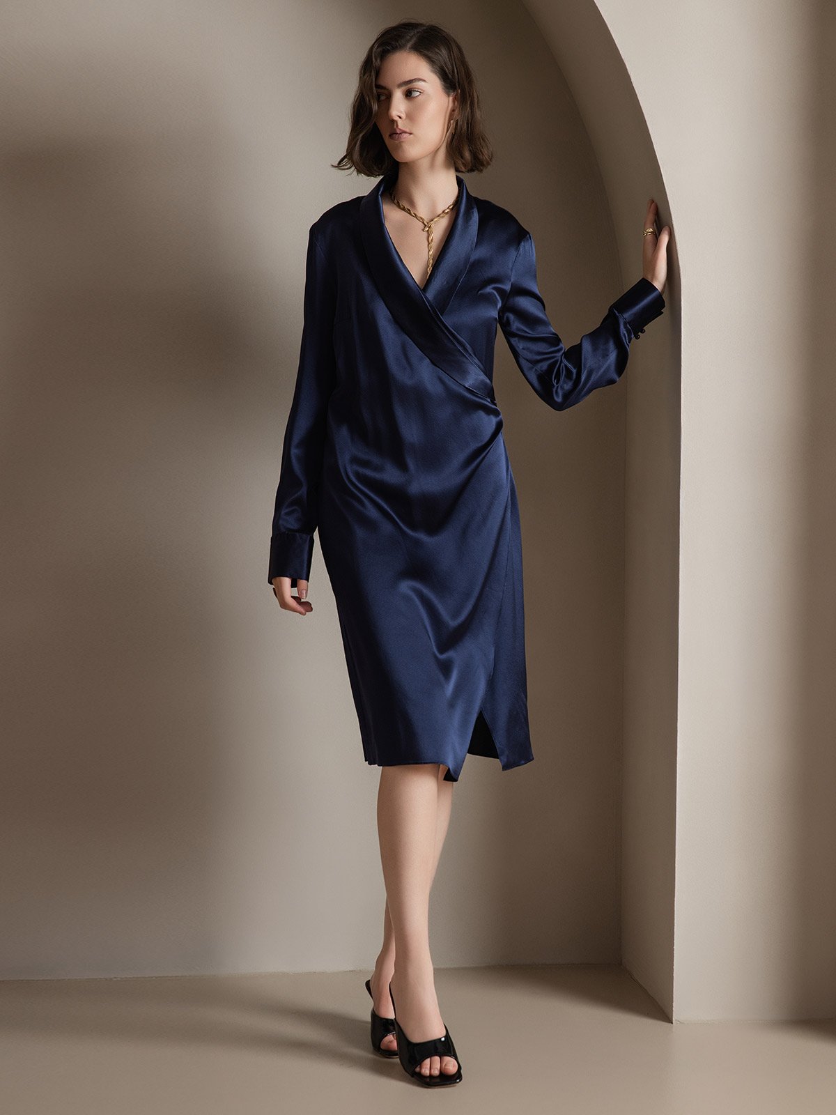 [Dark Blue] SilkSilky-CA 19Momme Silk Split Dress 005