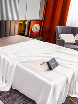 [White] SilkSilky-CA 22Momme Sheet 003