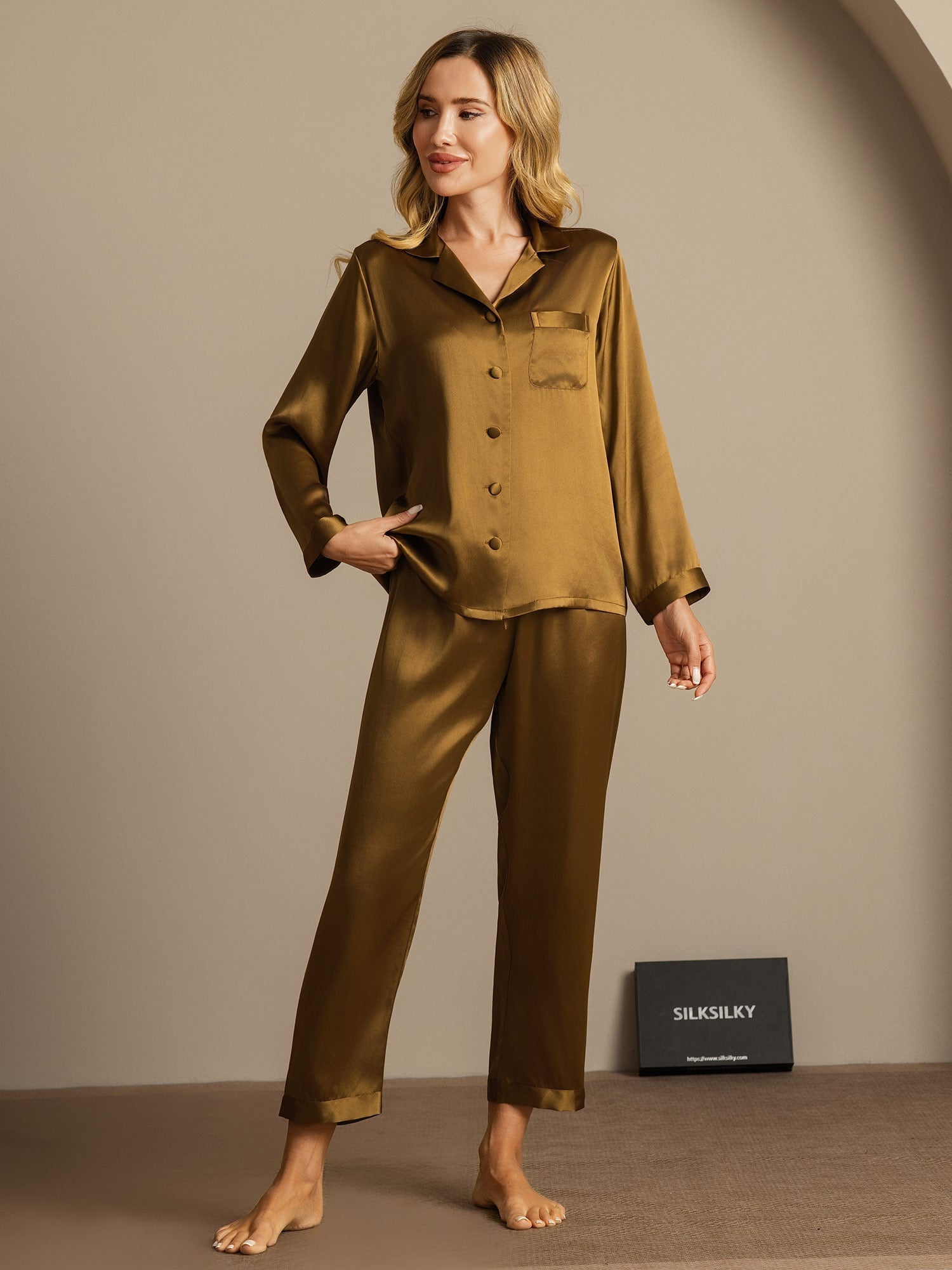 [Brown] SilkSilky-CA Long Sleeve Notch Collar Women's Pajamas 004