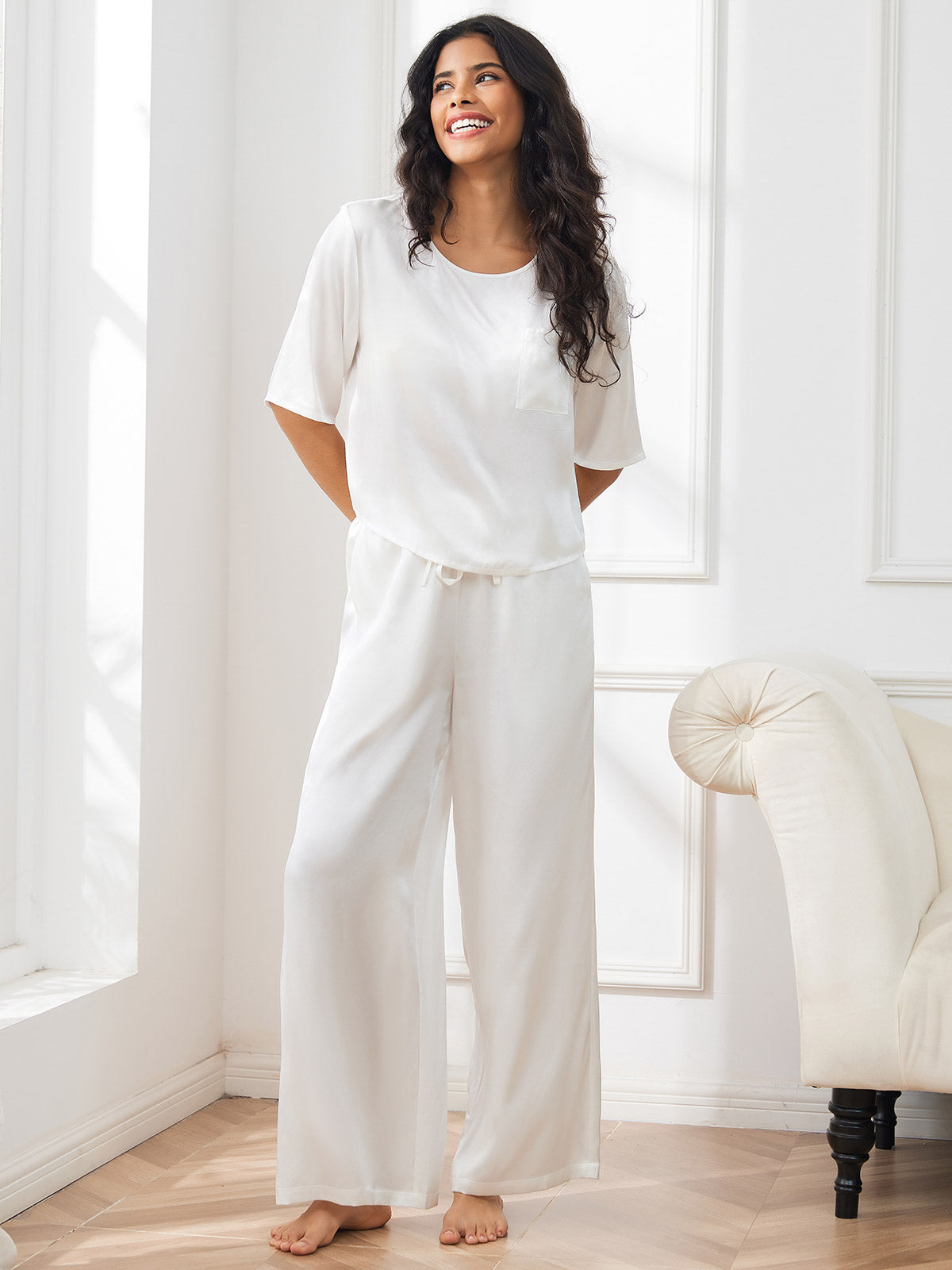 SilkSilky CA Pure Silk Half Sleeve Round Neck Women's Pajamas White 005