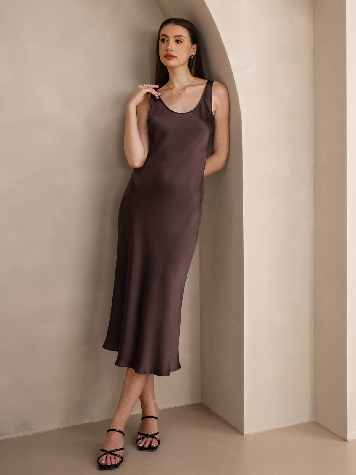 [Coffee] SilkSilky-CA Pure Silk Boat Neck Dress 006