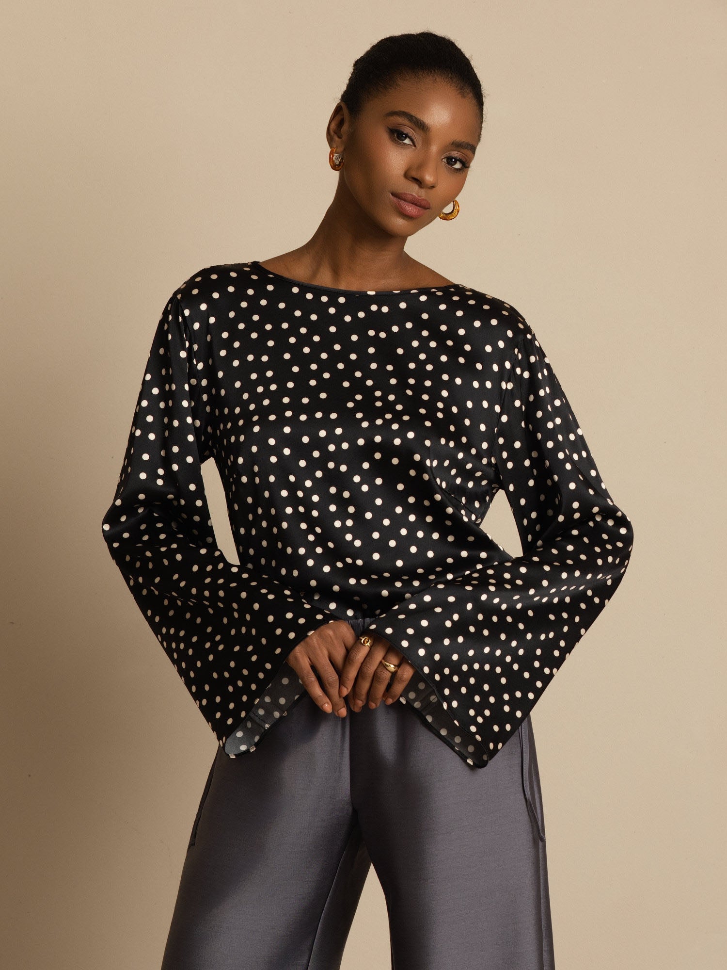 [Polka Dot] SilkSilky-CA 19Momme Silk Bell Sleeve Round Neck Blouse 001