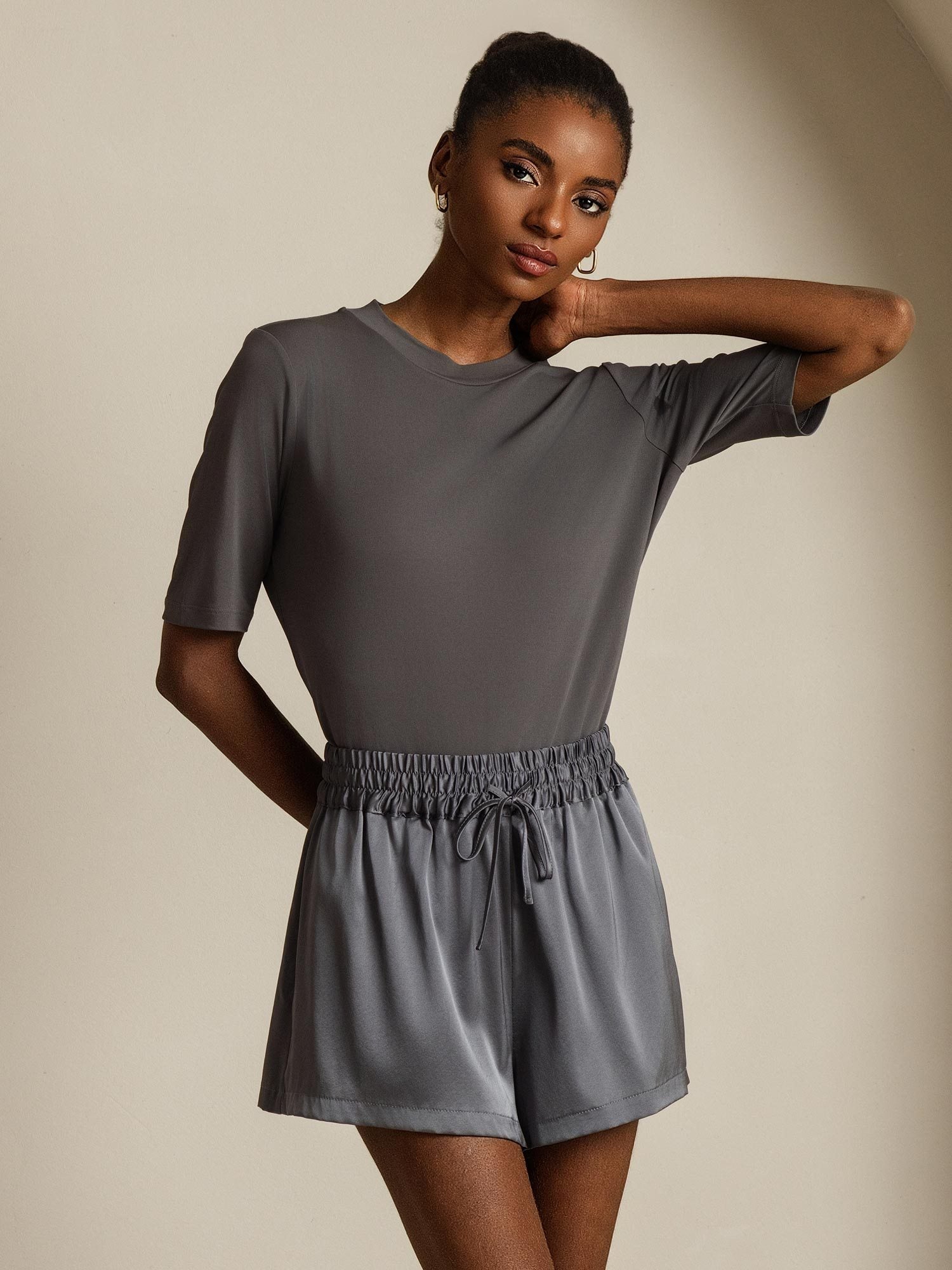 [Gray] SilkSilky-CA Pure Silk Round Neck Women's T-Shirt 001