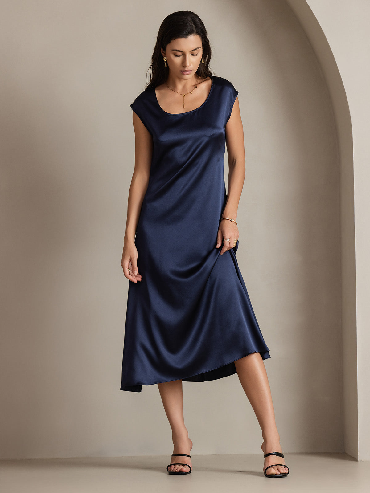 [Dark Blue] SilkSilky-CA 19Momme Silk Round Neck Dress 004