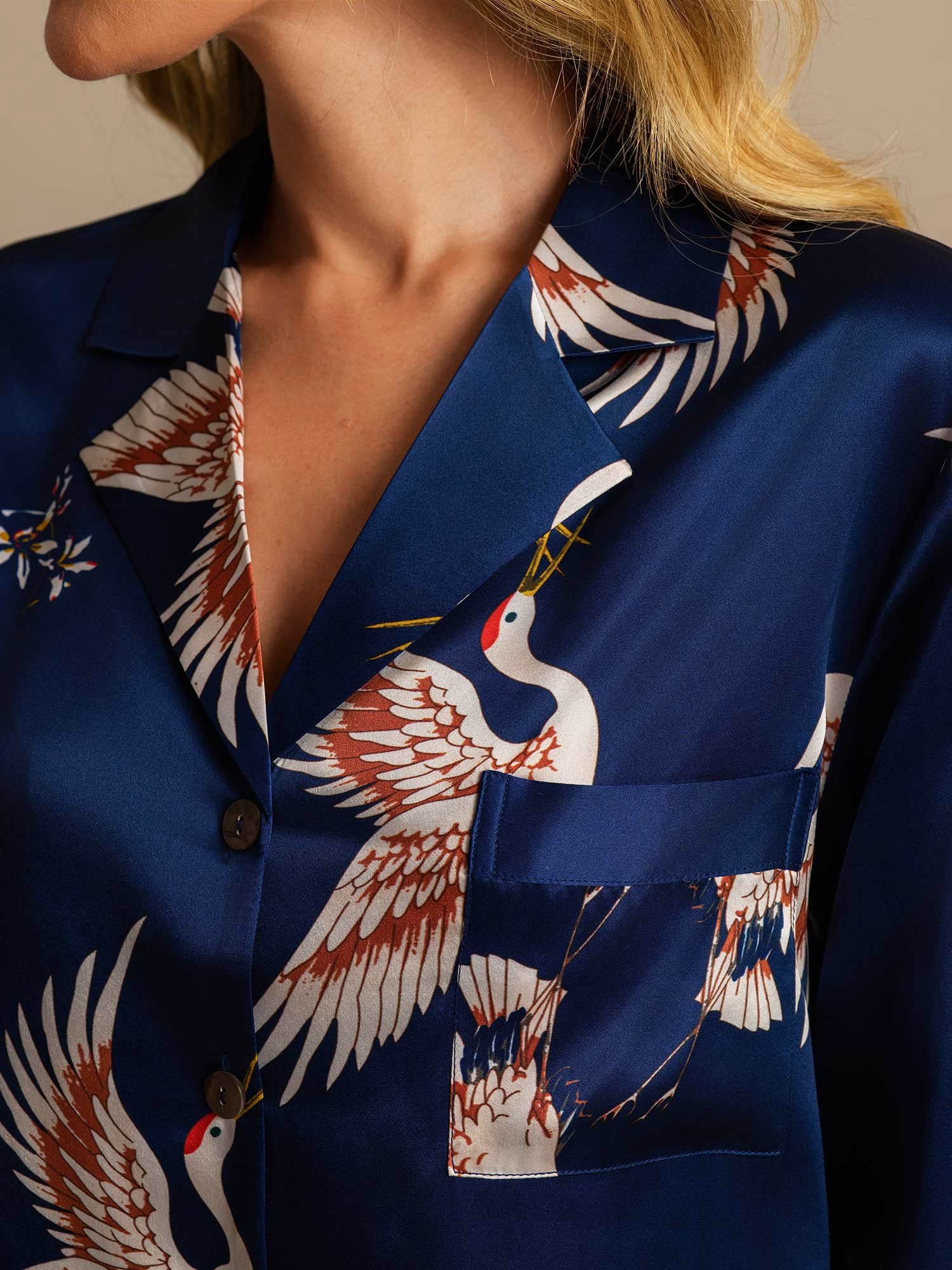 [DarkBlue] SilkSilky-CA 19Momme Pure Silk Notch Collar Nightshirt 004