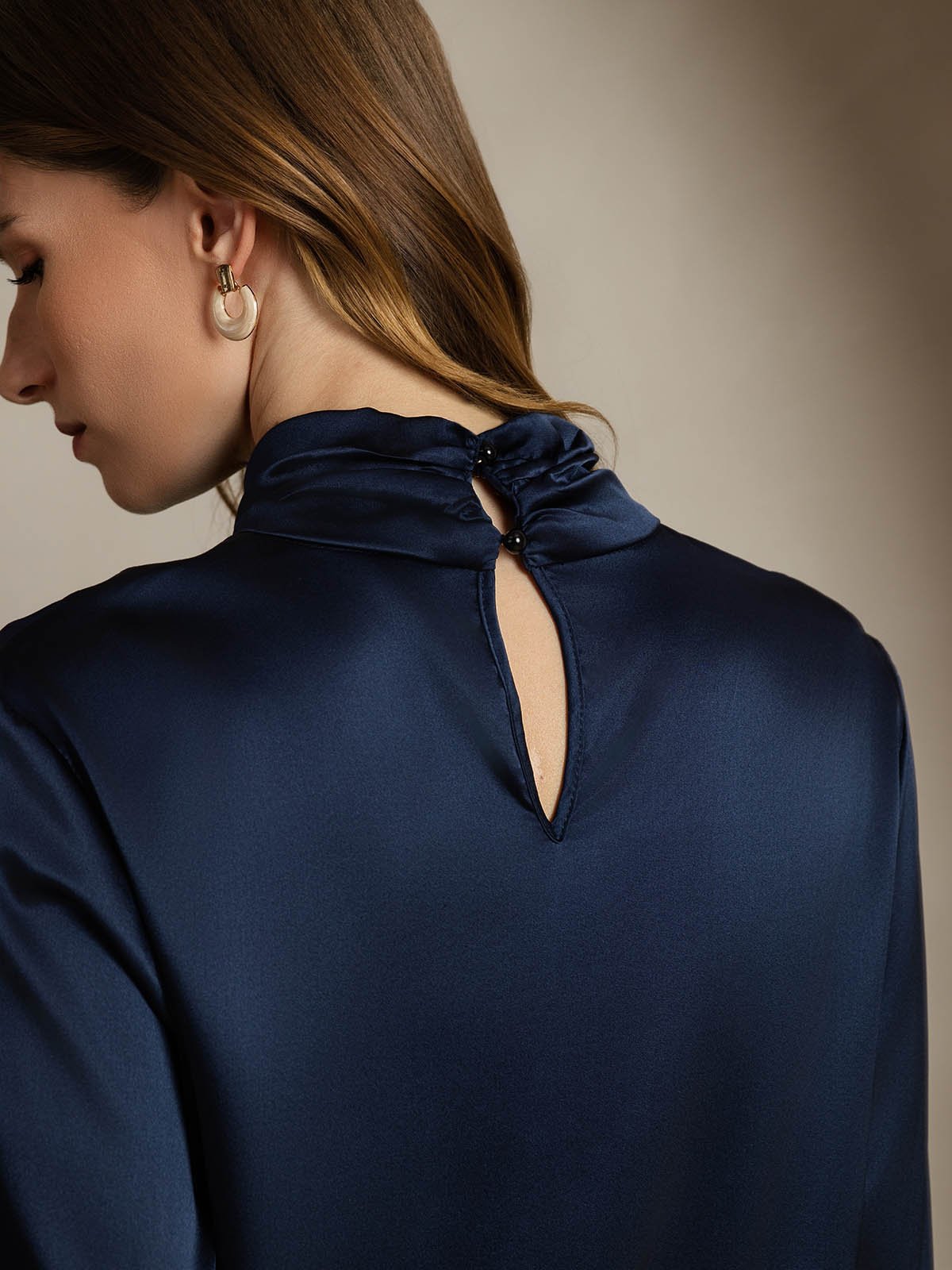 [DarkBlue] SilkSilky-CA 19Momme Silk Keyhole Neck Women's Shirt 004