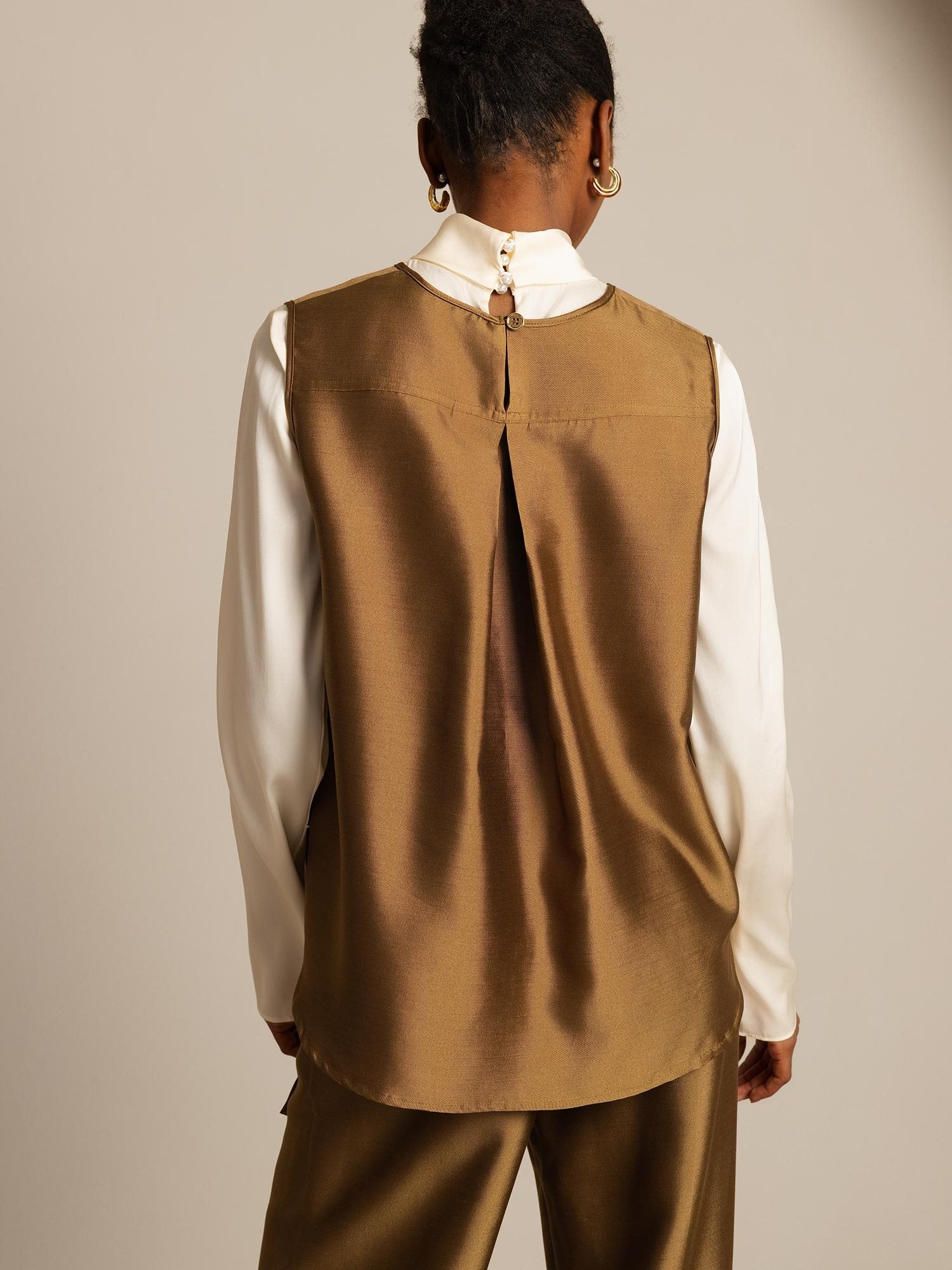 [Bronze] SilkSilky-CA 32Momme Silk-Wool Blend Womens Vest 002,