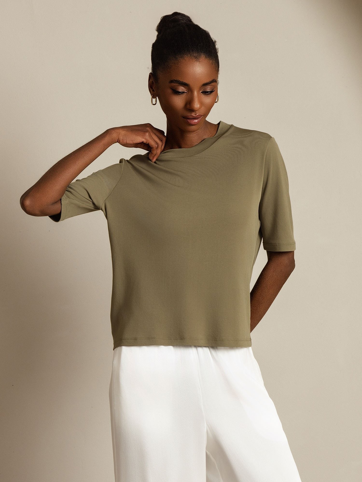 [Burnt Olive] SilkSilky-CA Pure Silk Round Neck Women's T-Shirt 008