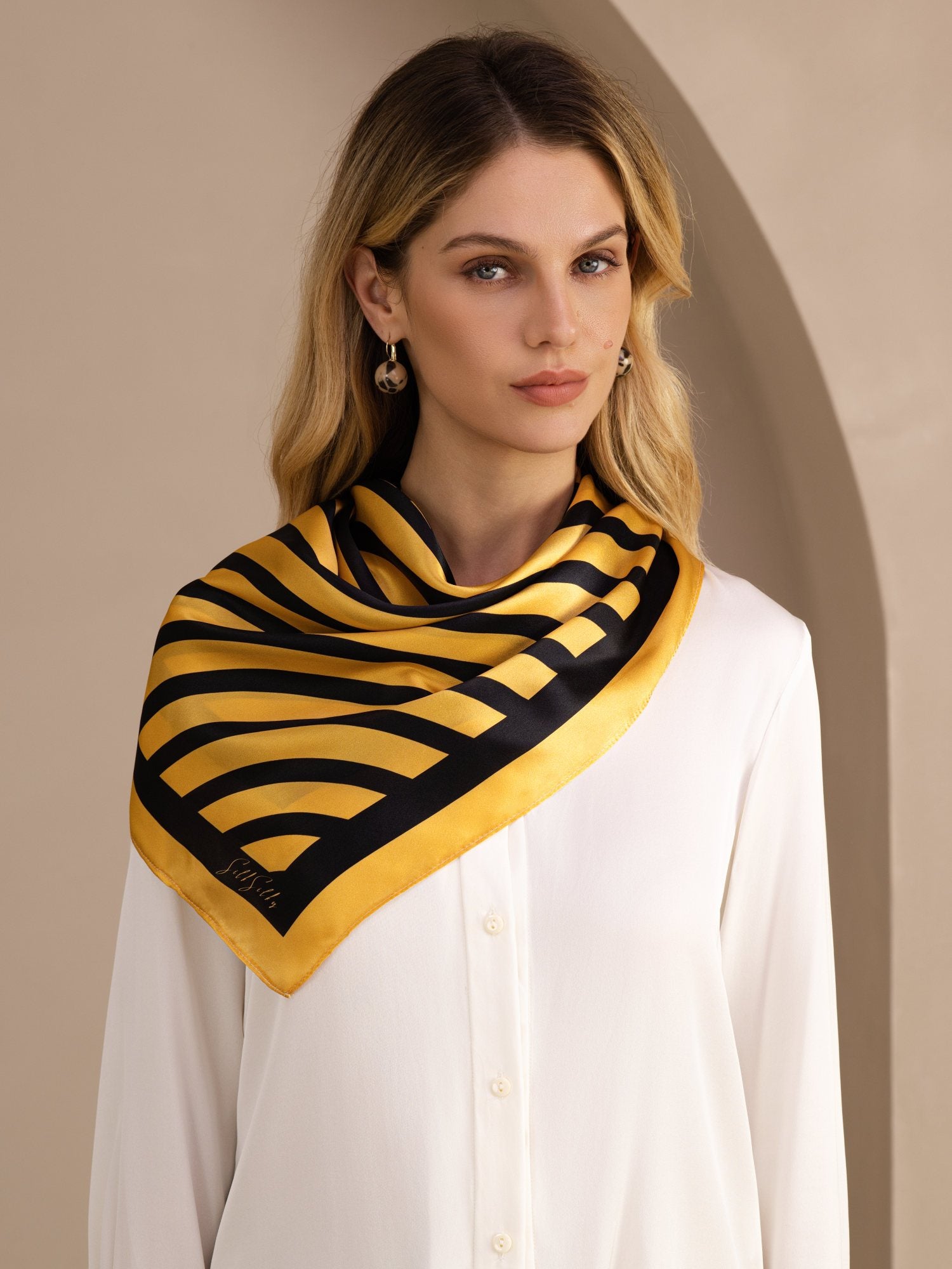[Yellow Arcs] SilkSilky-CA Scarf 002