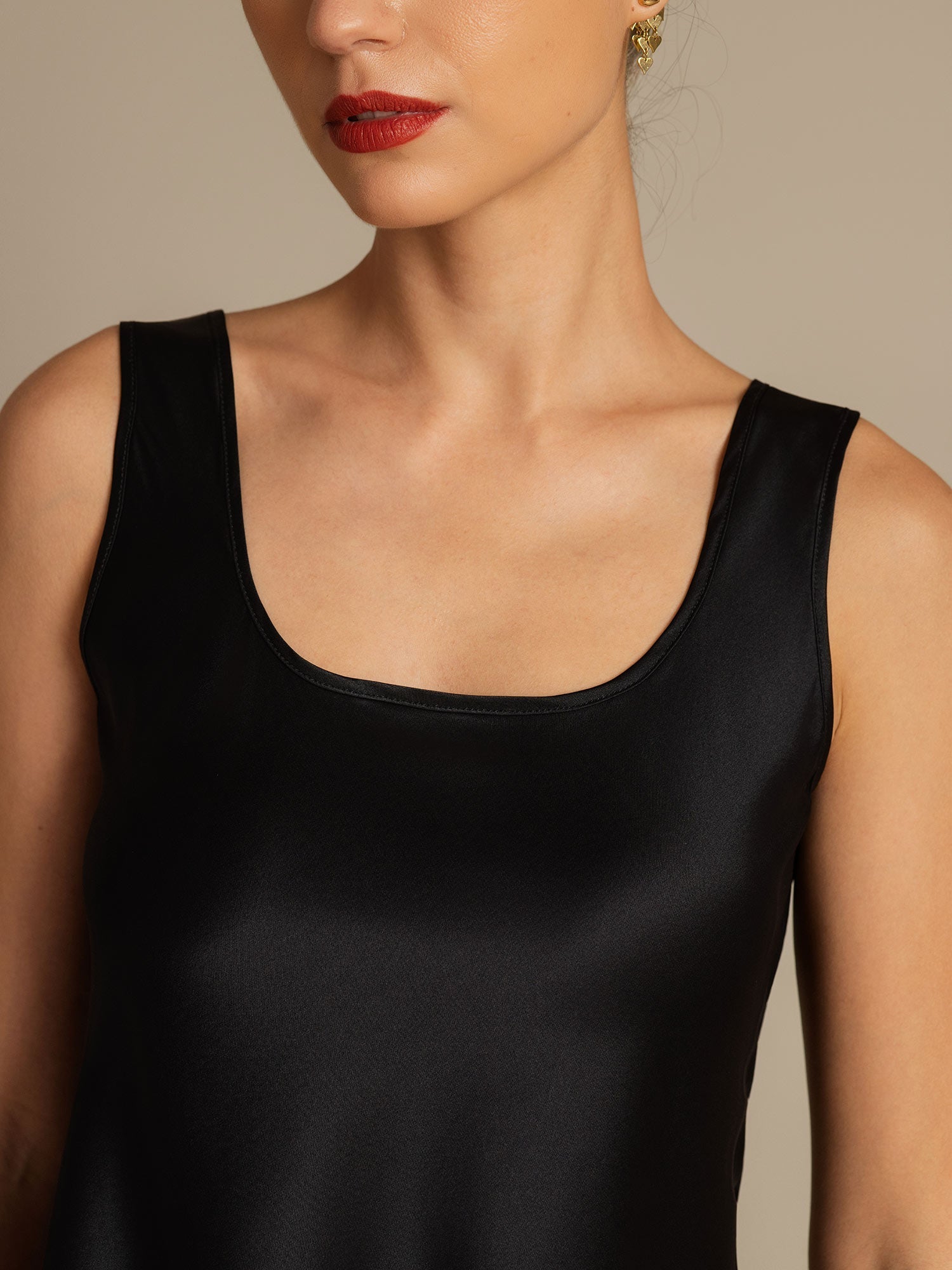 [Black] SilkSilky-CA 19Momme Silk U Neck Camisole 006,