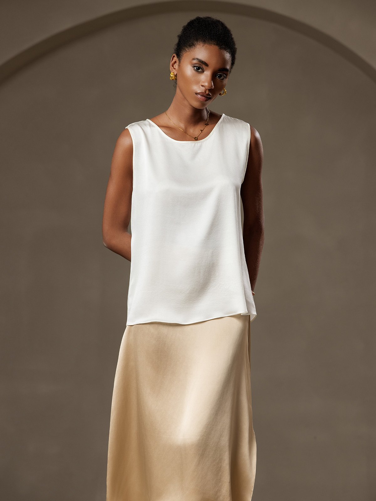 [White] SilkSilky-CA 19Momme Silk Round Neck Camisole 001