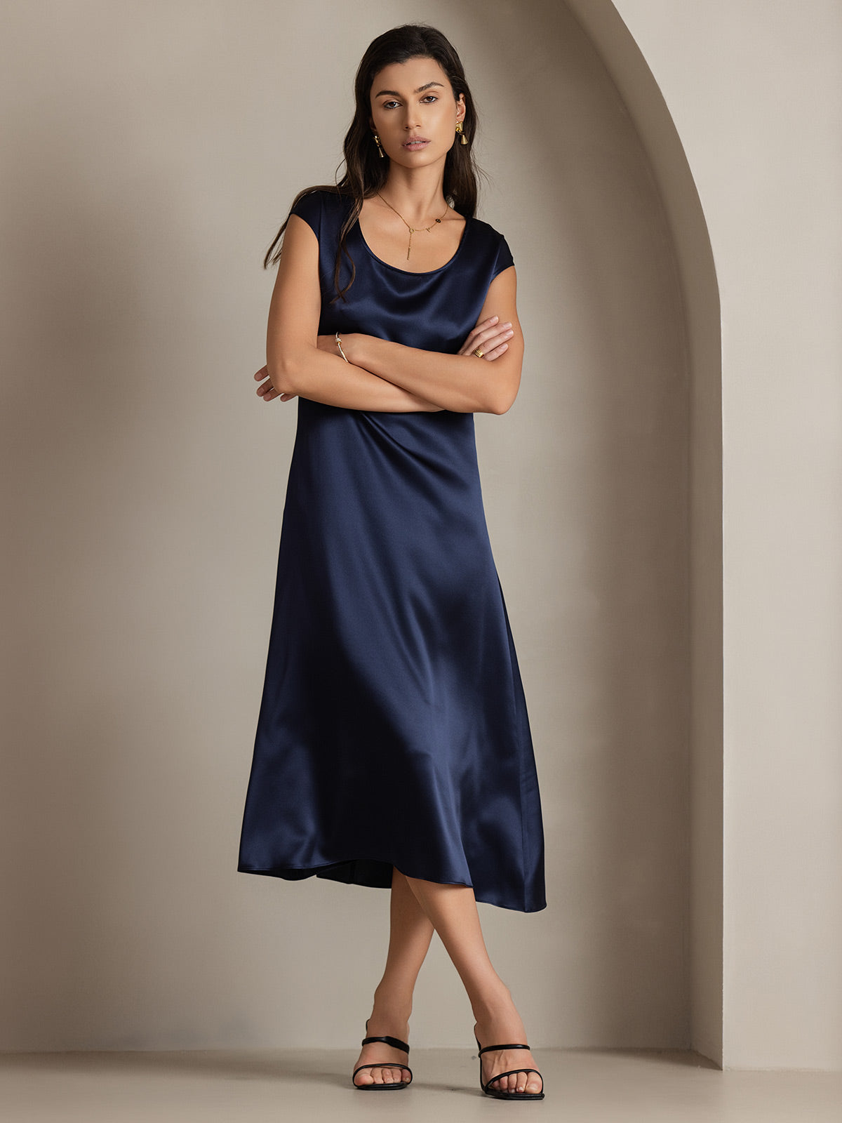 [Dark Blue] SilkSilky-CA 19Momme Silk Round Neck Dress 002
