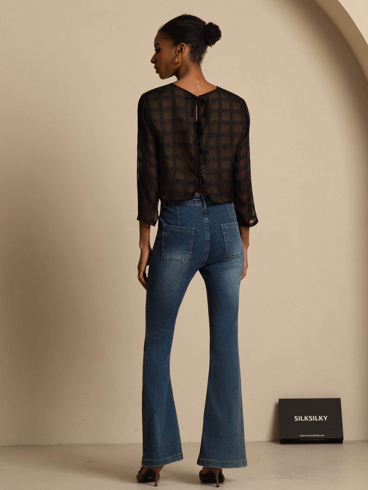 [Black] SilkSilky-CA Pure Silk Long Sleeve Round Neck Blouse 007