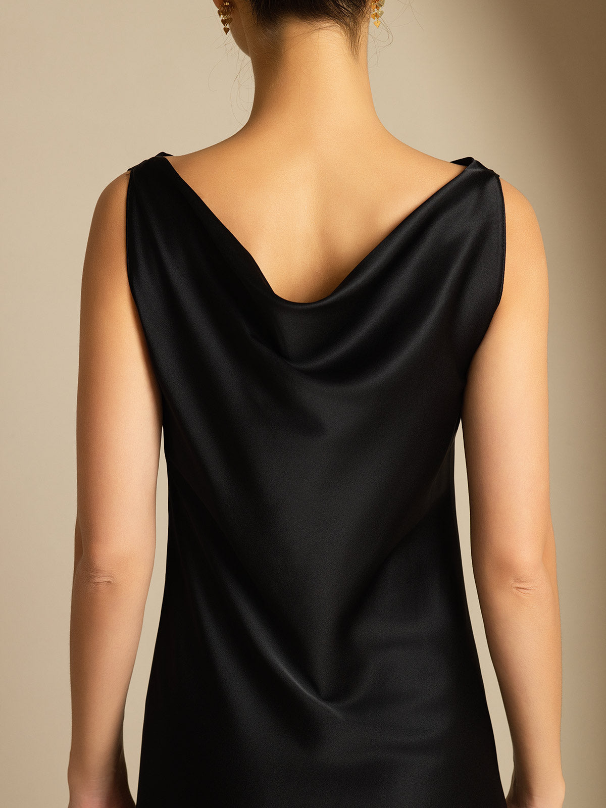 [Black] SilkSilky-CA 19Momme Silk Cowl Neck Dress 004