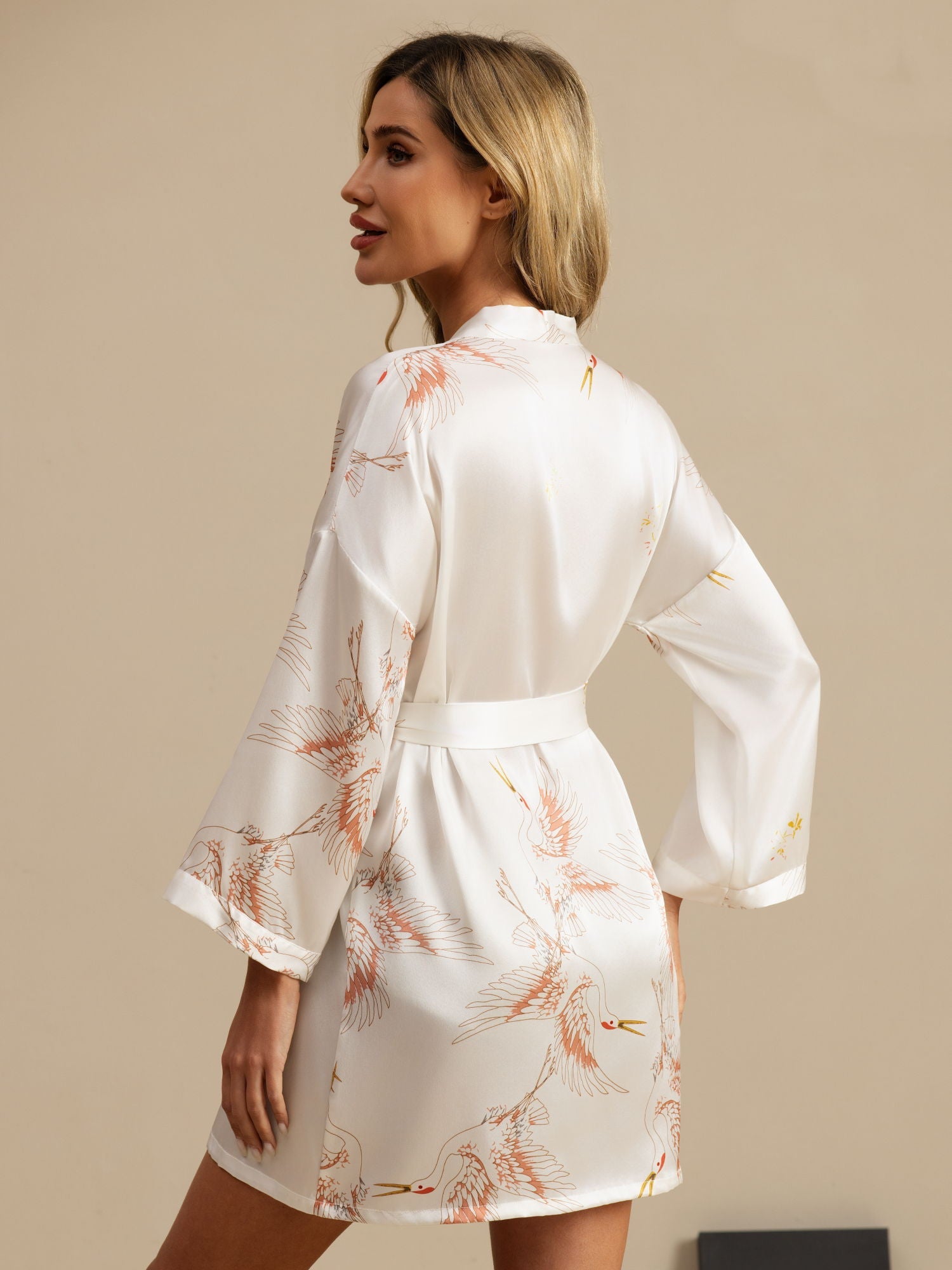 [White] SilkSilky-CA 19Momme 3/4 Sleeve Women's Robe 002