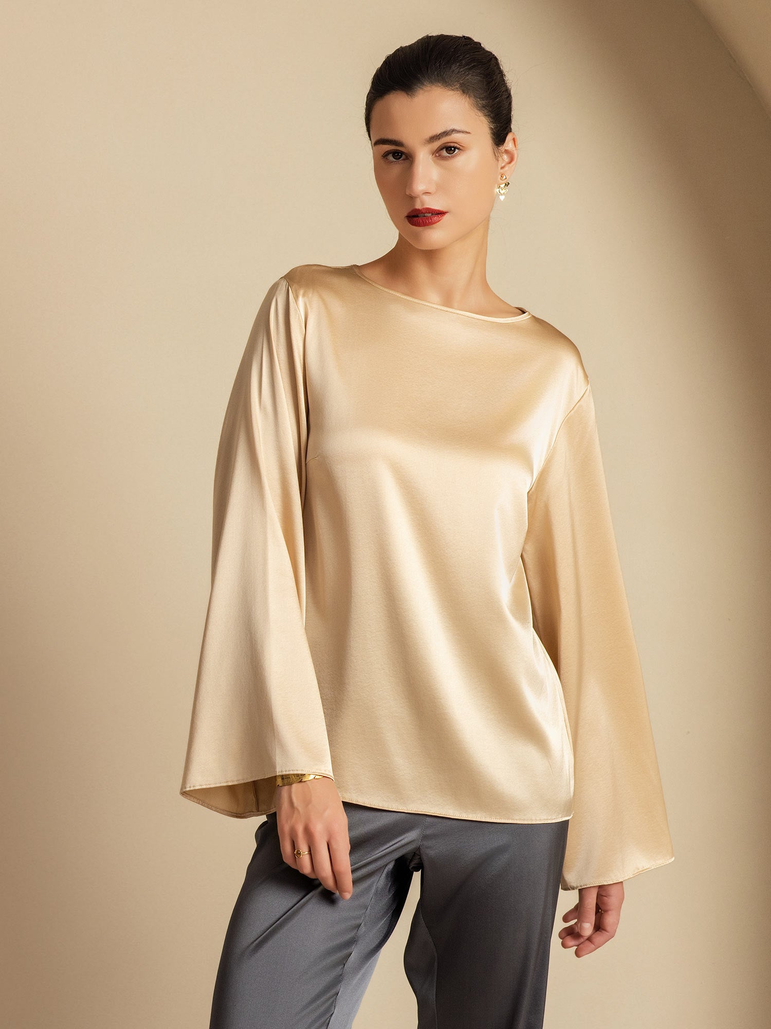 [Champagne] SilkSilky-CA 19Momme Silk Round Neck Women's T-Shirt 006