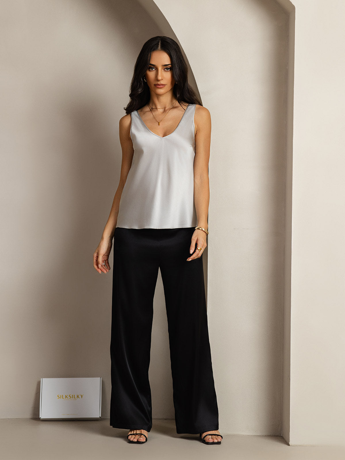 [Silver] SilkSilky-CA 19Momme Silk V Neck Camisole 004