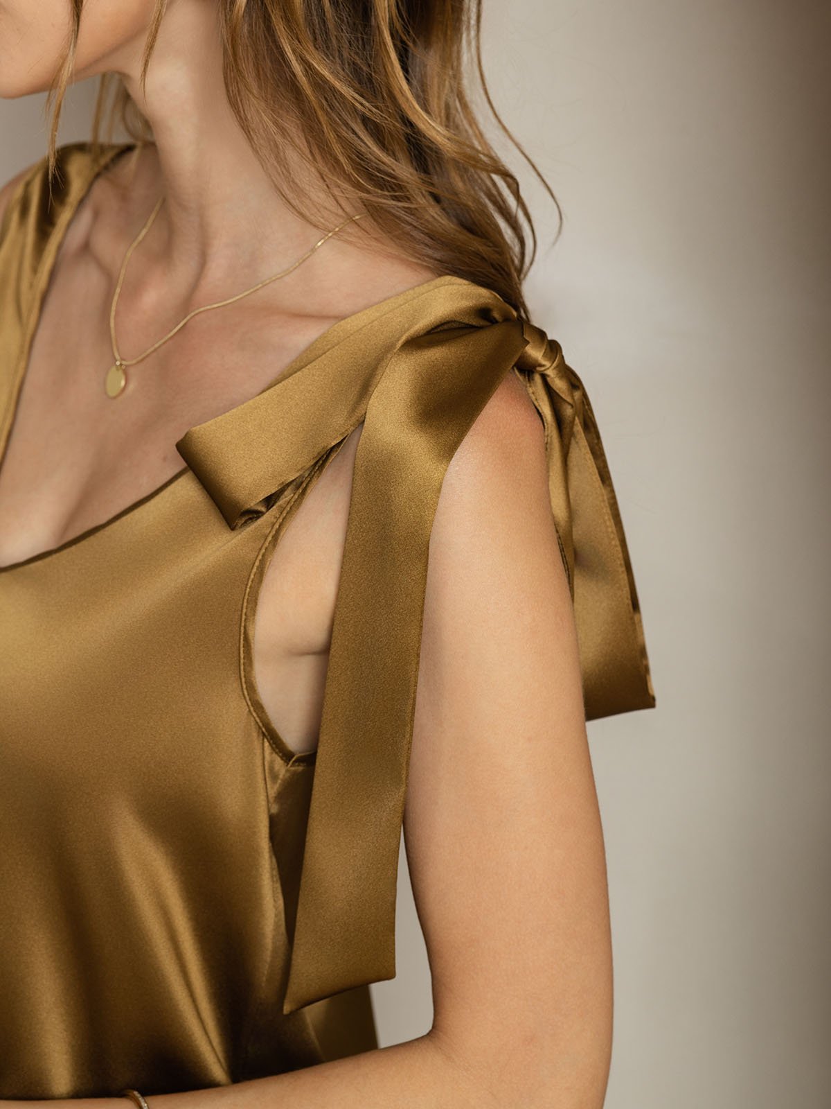 [Bronze] SilkSilky-CA 19Momme Silk V Neck Women''s Outfit Sets 003