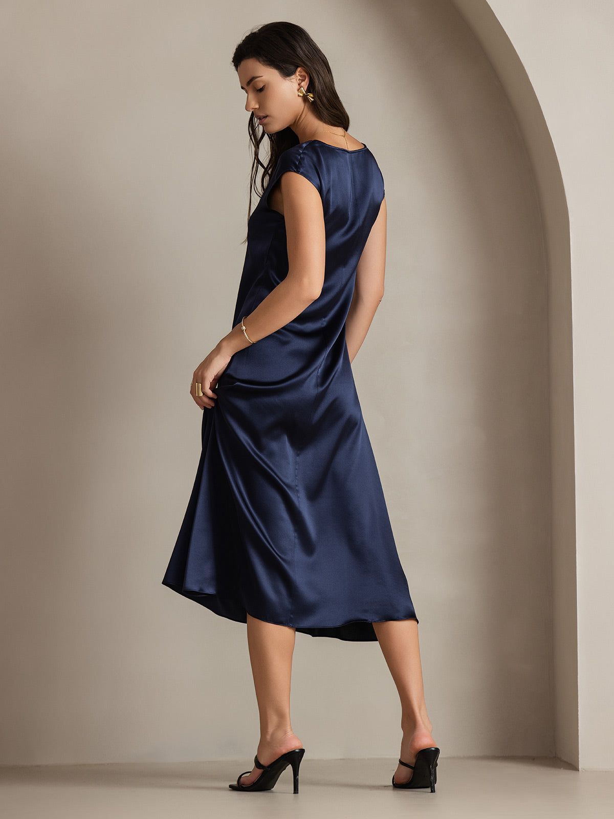 [Dark Blue] SilkSilky-CA 19Momme Silk Round Neck Dress 001