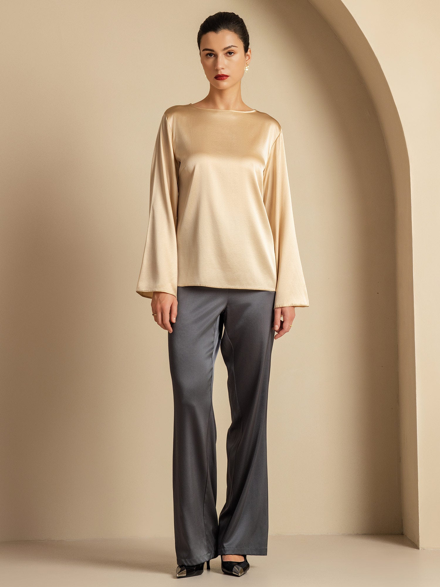 [Champagne] SilkSilky-CA 19Momme Silk Round Neck Women's T-Shirt 009