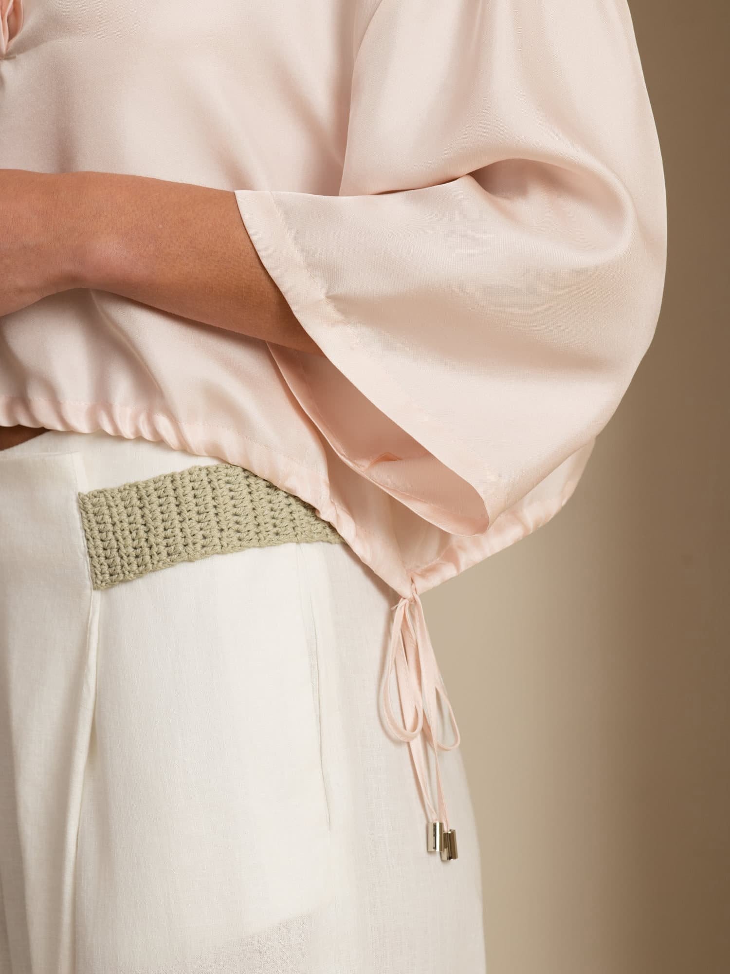 [Pink] SilkSilky-CA 18Momme Silk Satin Surah Half Sleeve Lapel Collar Blouse 006