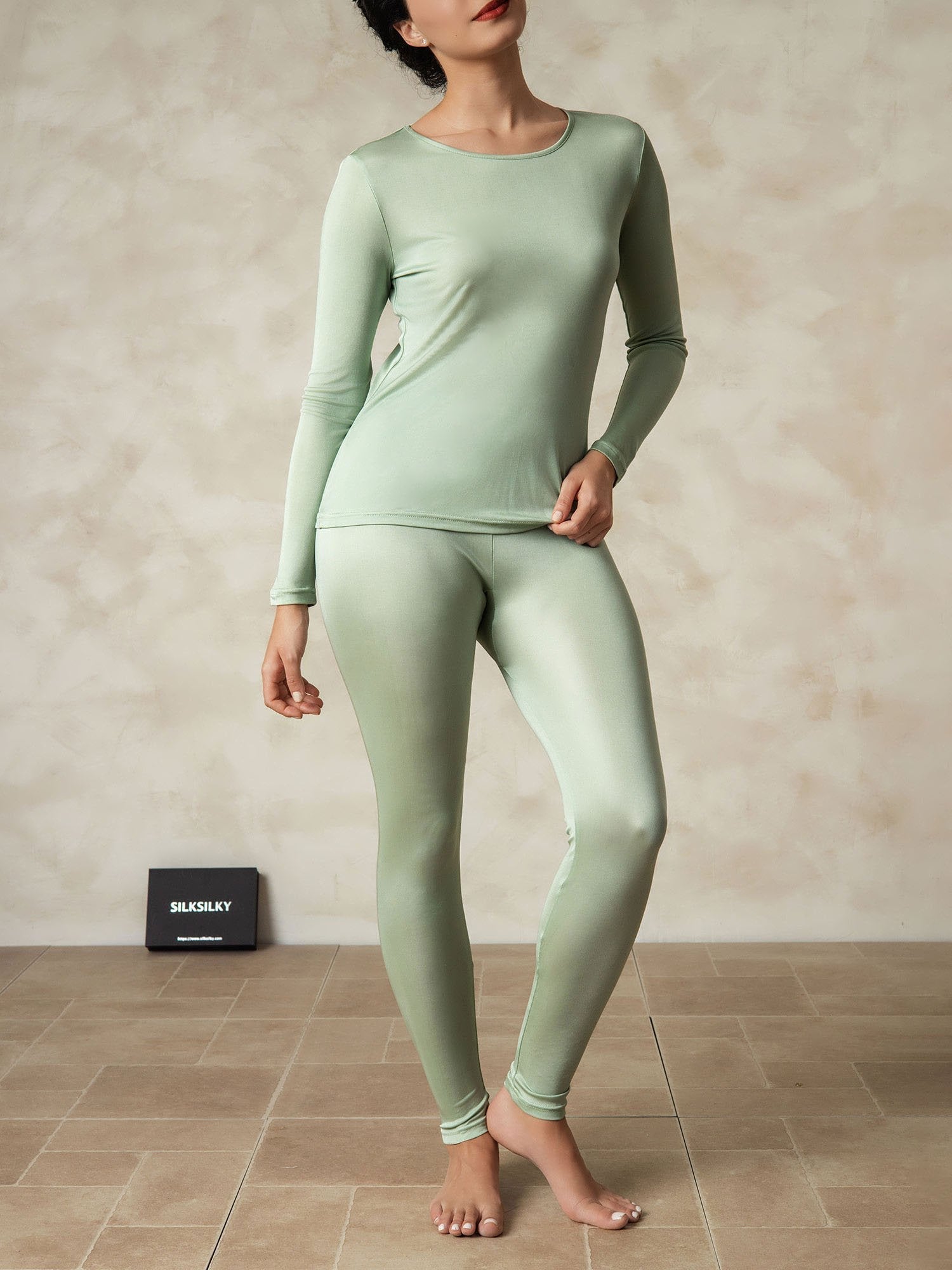 [Green] SilkSilky-CA Silk Jersey Long Sleeve Round Neck Women's Long Johns 001