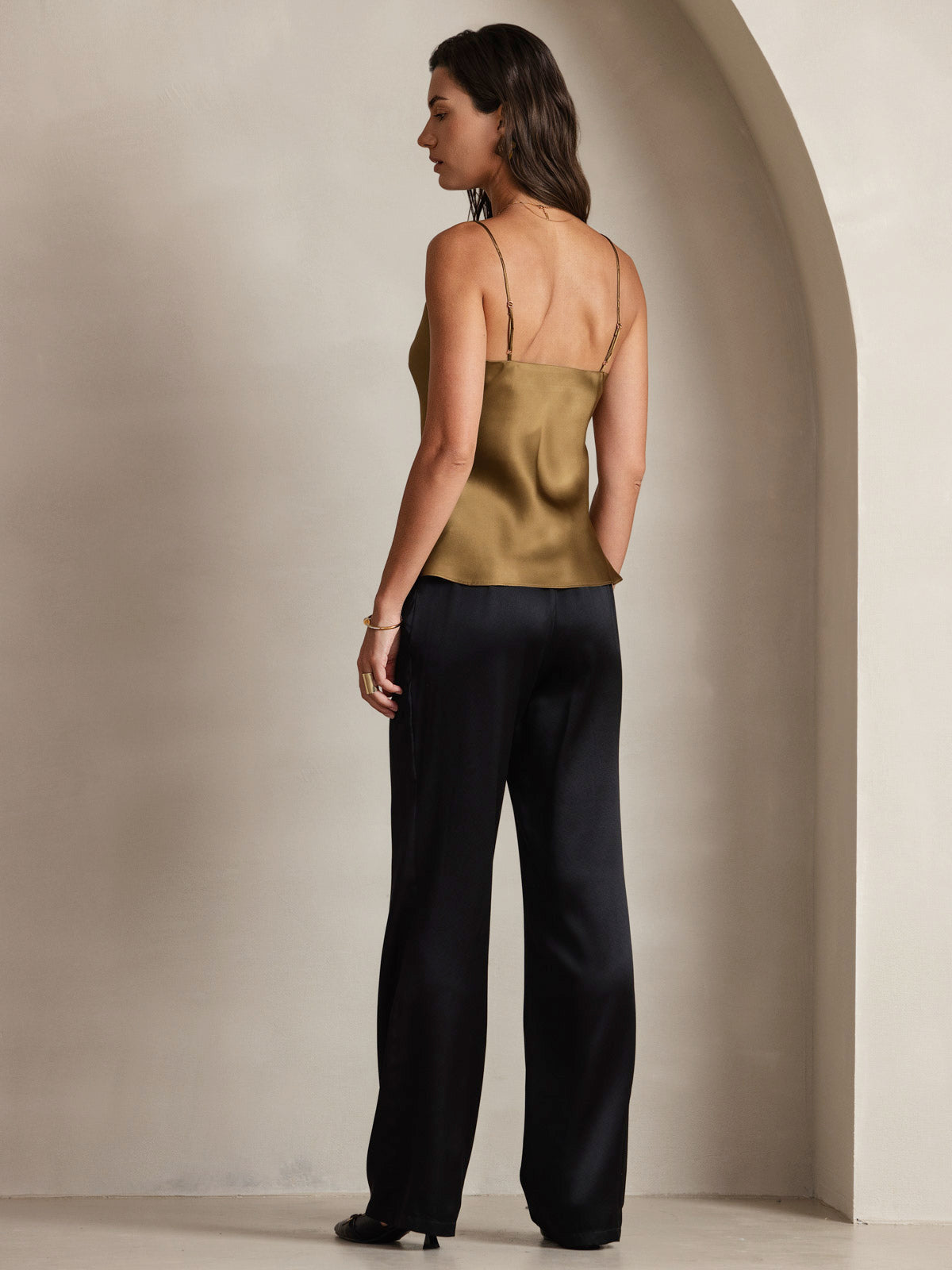 [Coffee] SilkSilky-CA Pure Silk V Neck Camisole 002